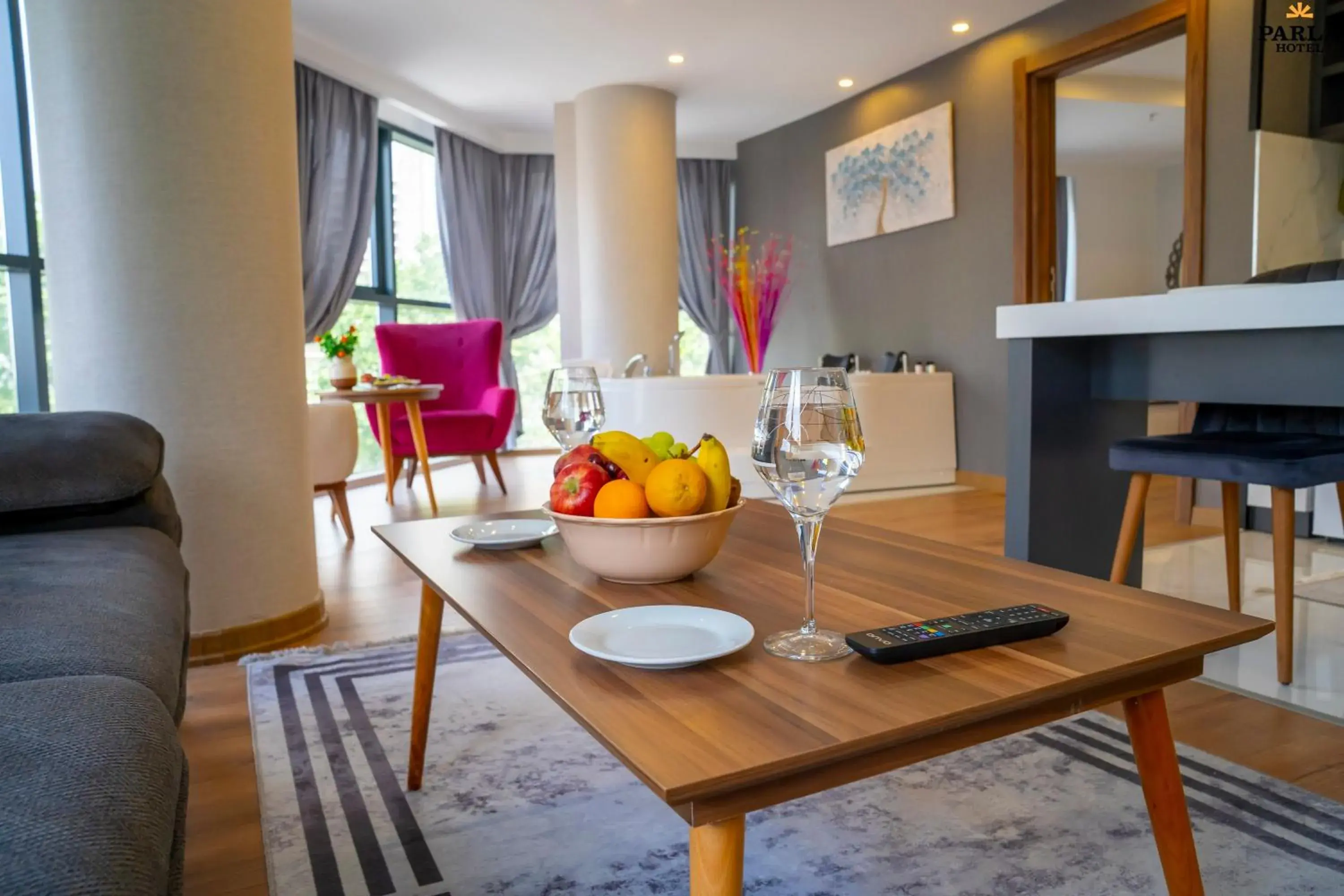 Living room in Parla Suite Hotel Living room in Parla Suite Hotel