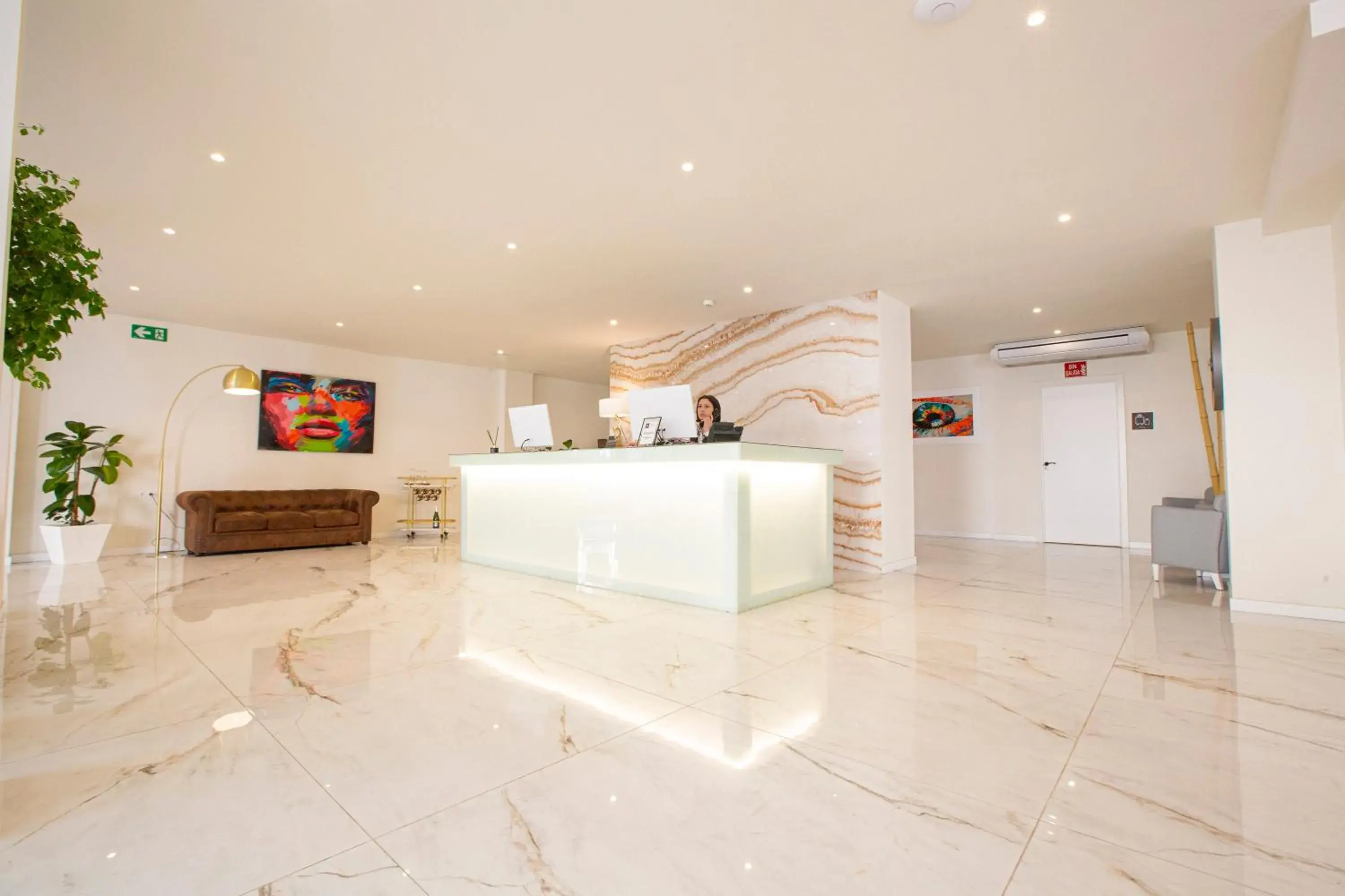 Lobby or reception in FLEMING PLAYA PONIENTE Lobby or reception in FLEMING PLAYA PONIENTE
