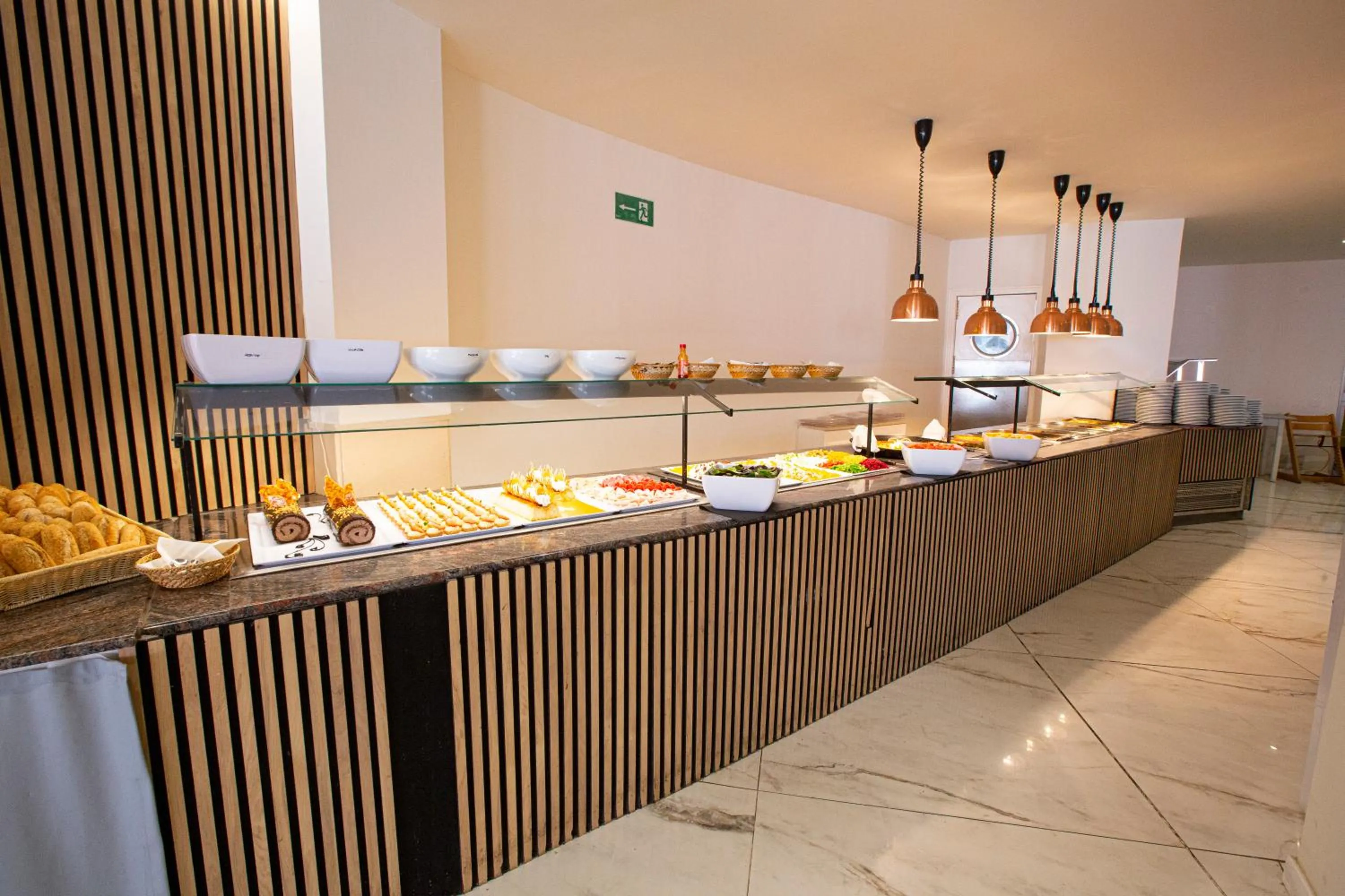 Food and drinks in FLEMING PLAYA PONIENTE