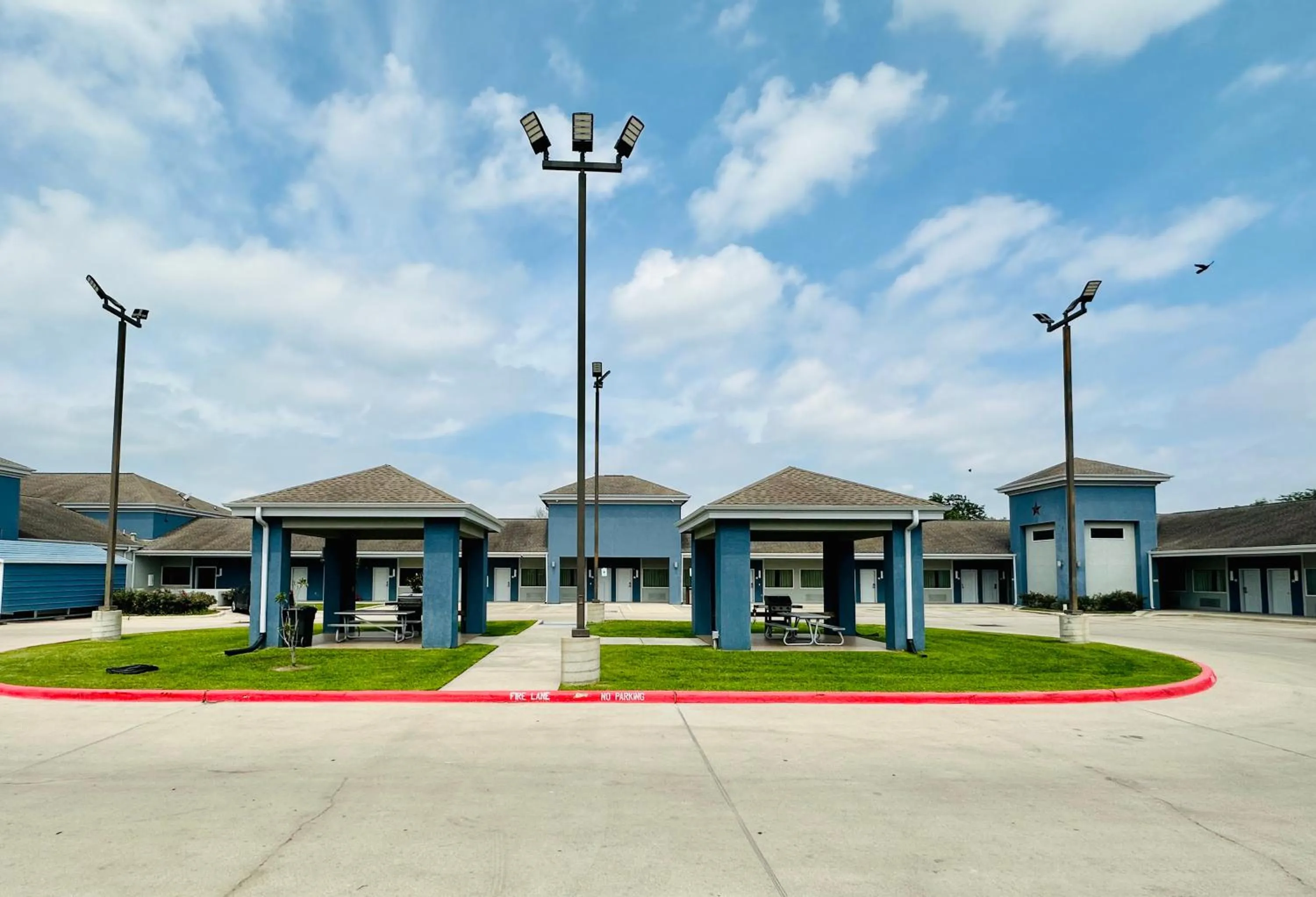 Patio in Lonestar Inn