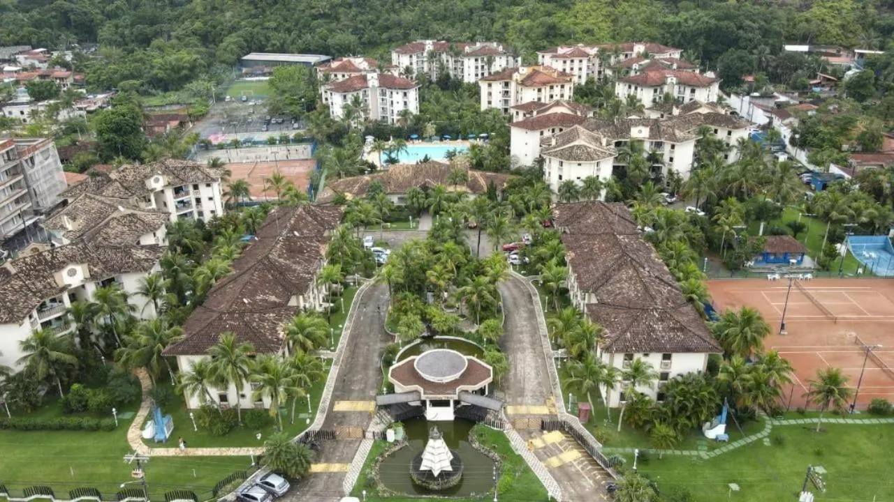 Property building in Condominio Wembley Tenis