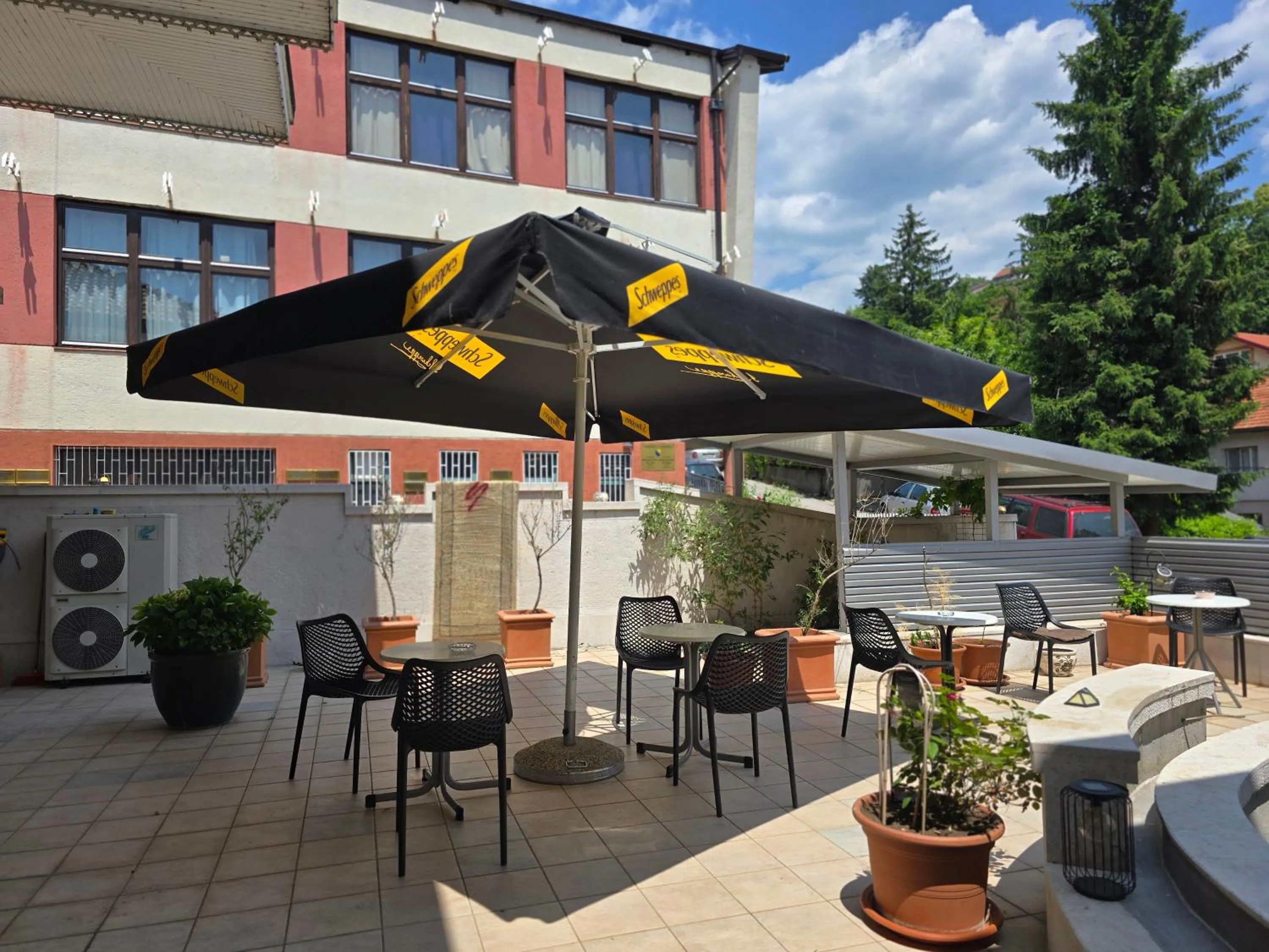 Property building in Hotel Hecco