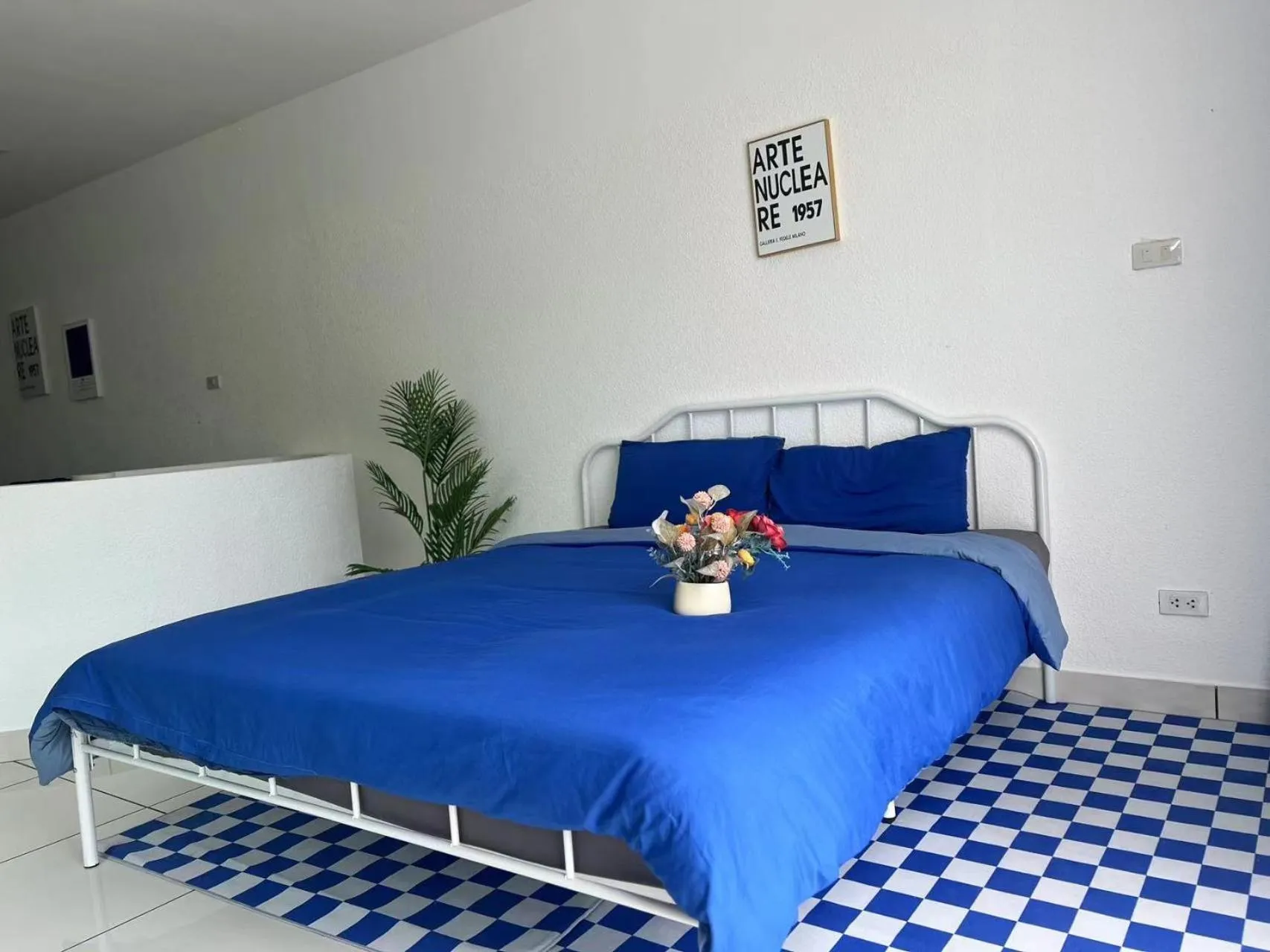 Bed in Mona Lisa pool villa