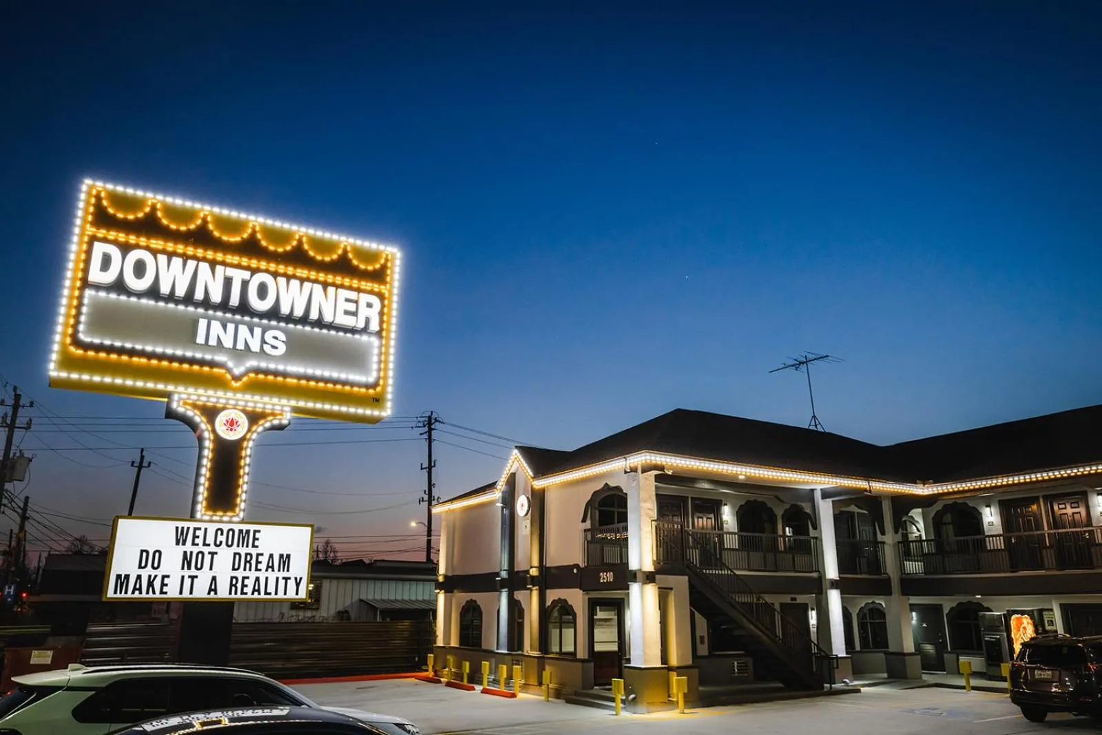 Property building in Downtowner Inns - Houston Downtown & Convention Center