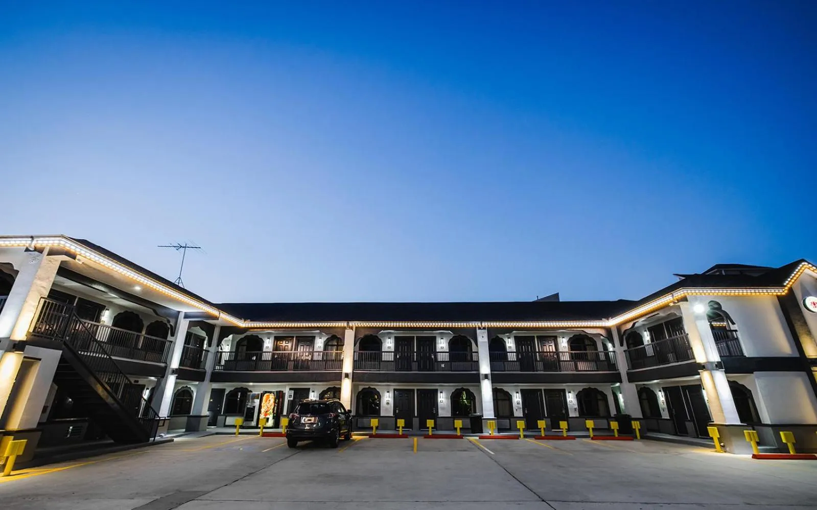 Property building in Downtowner Inns - Houston Downtown & Convention Center