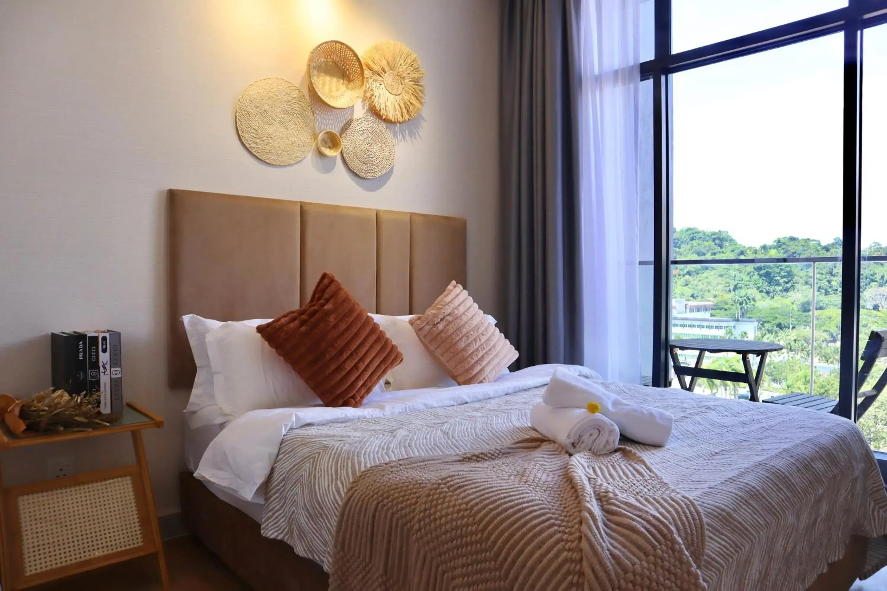 Studio with Balcony in Homesuite' Home at The Shore Studio with Balcony in Homesuite' Home at The Shore