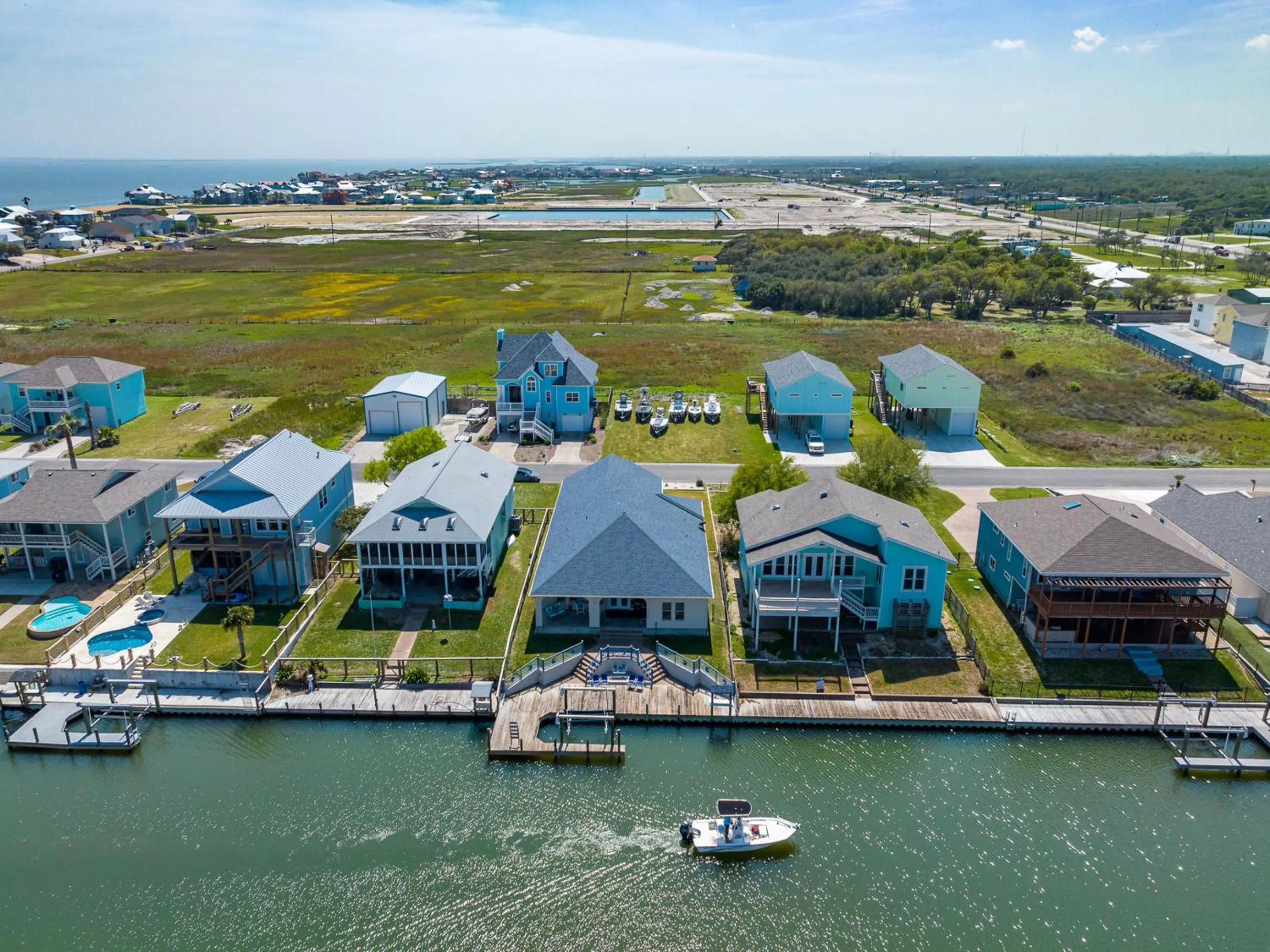 Property building in Rockports Hidden Gem