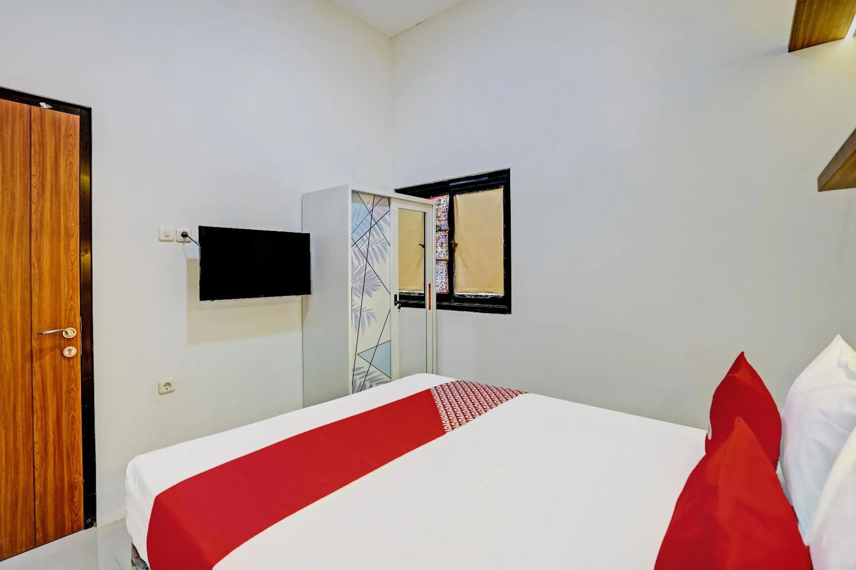 Bedroom in Hotel O Sunlo Cozy Home Family Homestay Syariah Bedroom in Hotel O Sunlo Cozy Home Family Homestay Syariah