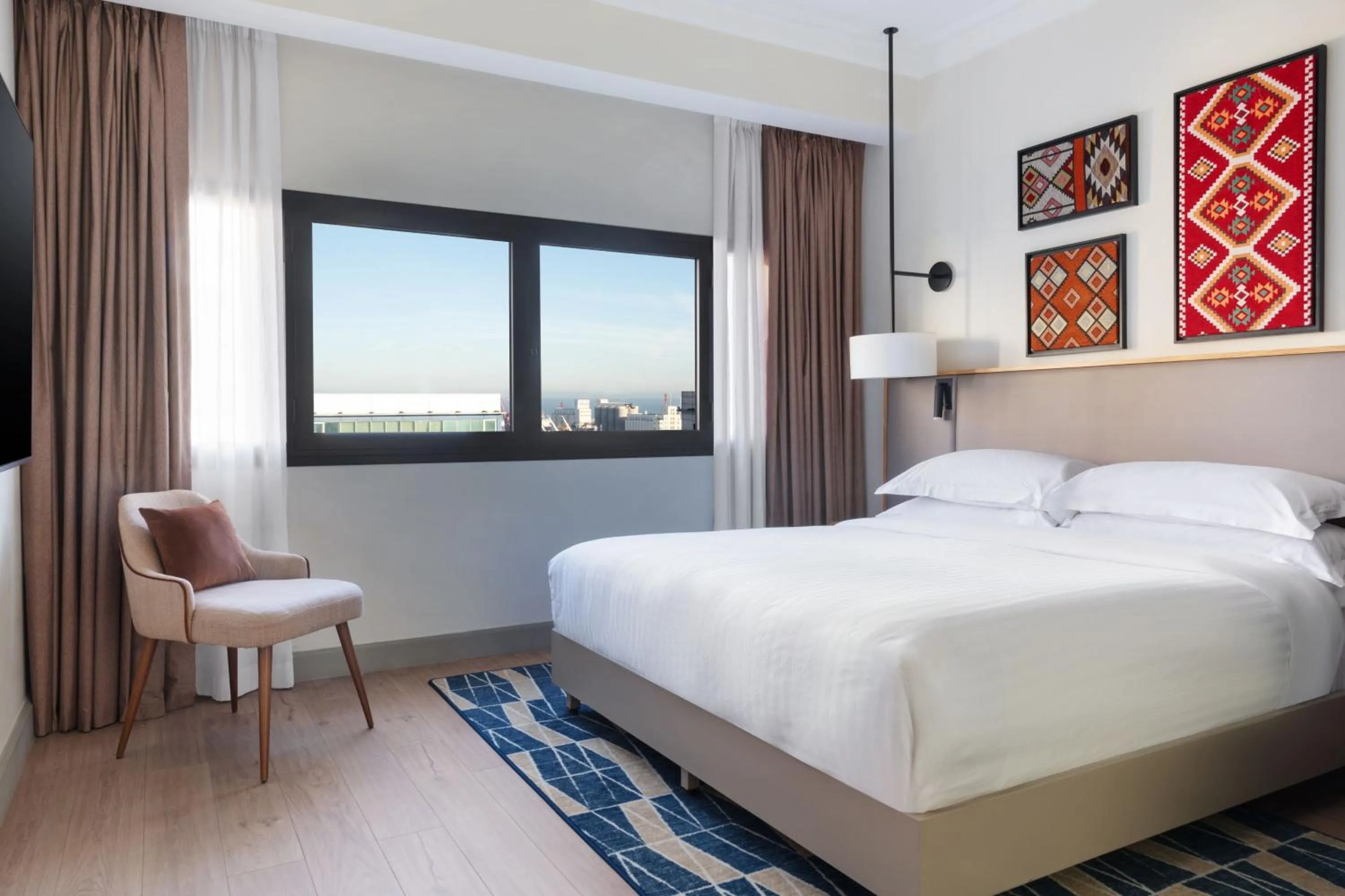 Photo of the whole room, Bed in Casablanca Marriott Hotel