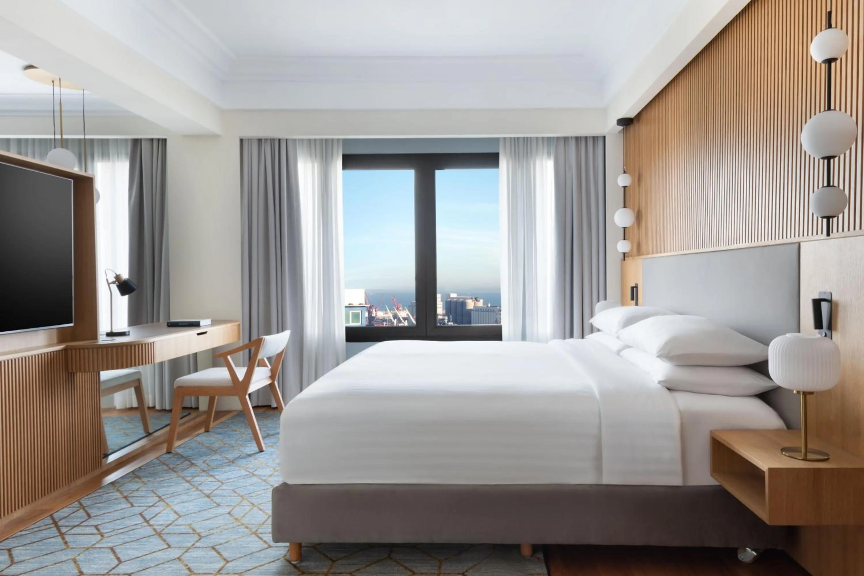 Photo of the whole room, Bed in Casablanca Marriott Hotel