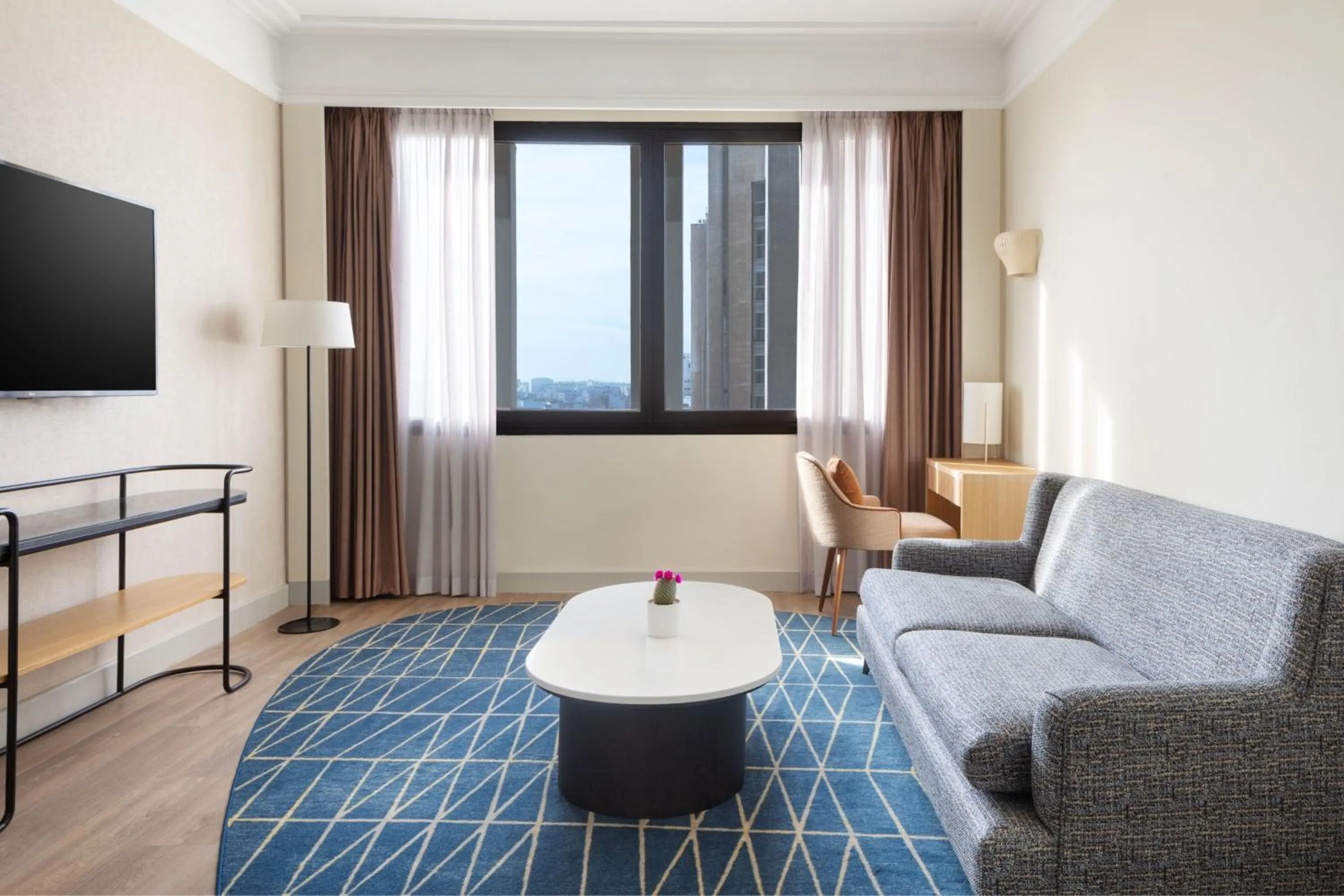 Photo of the whole room, Bed in Casablanca Marriott Hotel