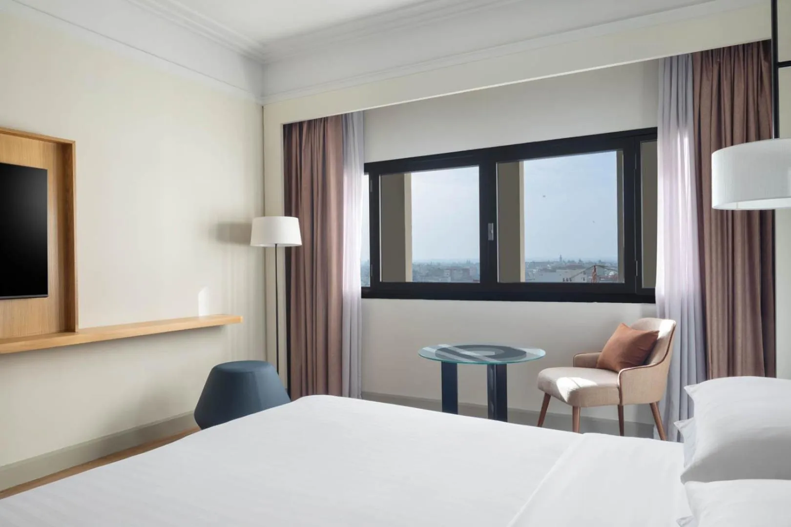 Bed in Casablanca Marriott Hotel