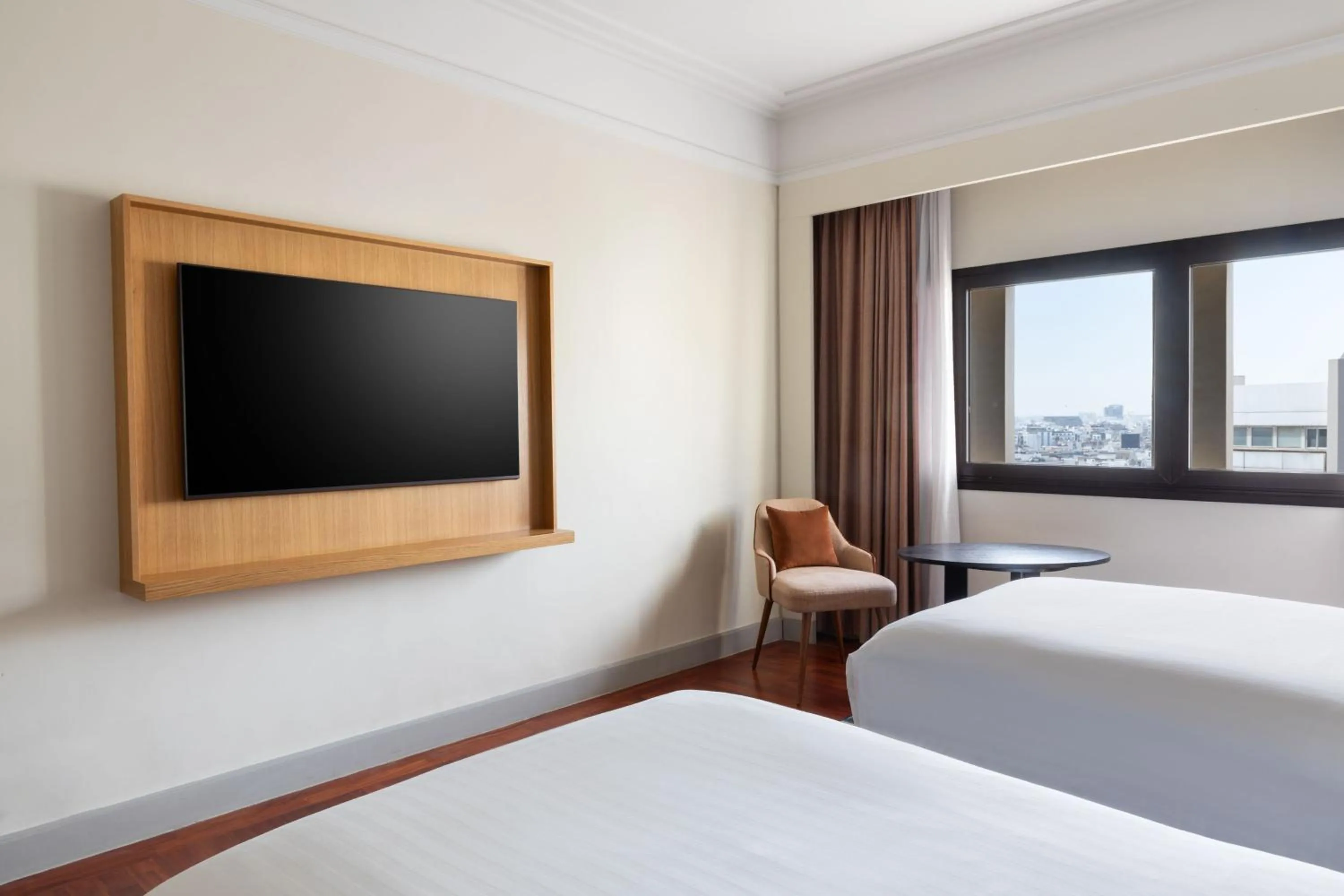 Photo of the whole room, Bed in Casablanca Marriott Hotel