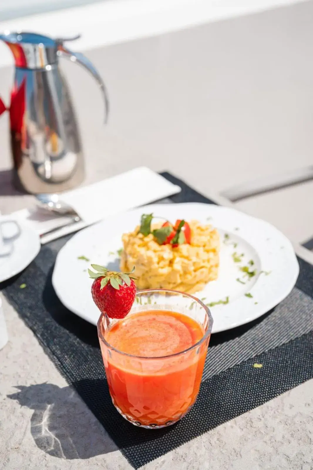 Food in La Madeleine Oia Food in La Madeleine Oia