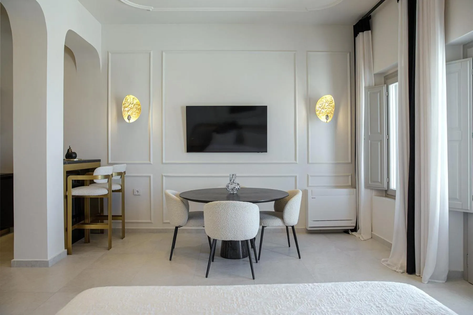 TV and multimedia, Bed in La Madeleine Oia