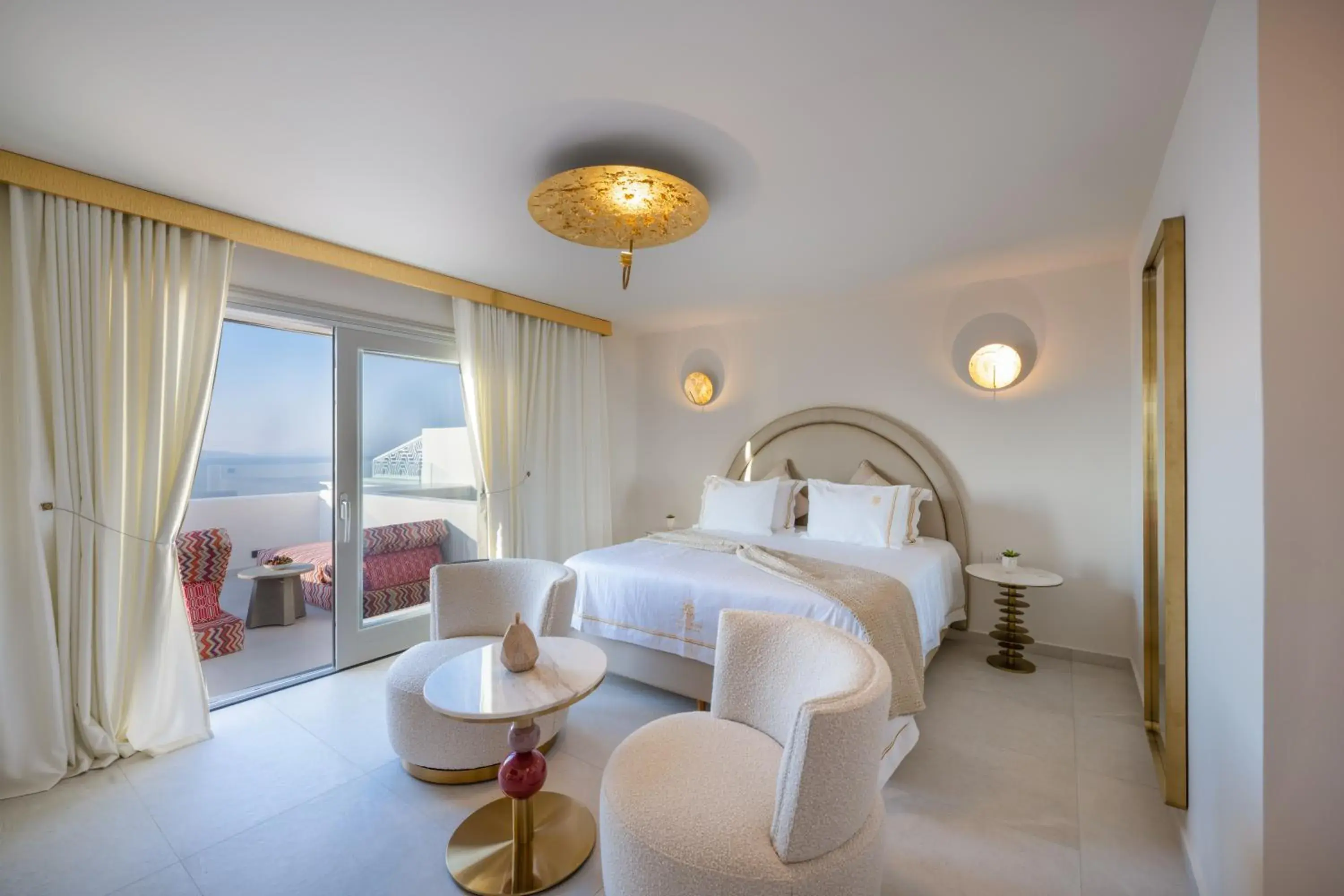 Bed in La Madeleine Oia Bed in La Madeleine Oia