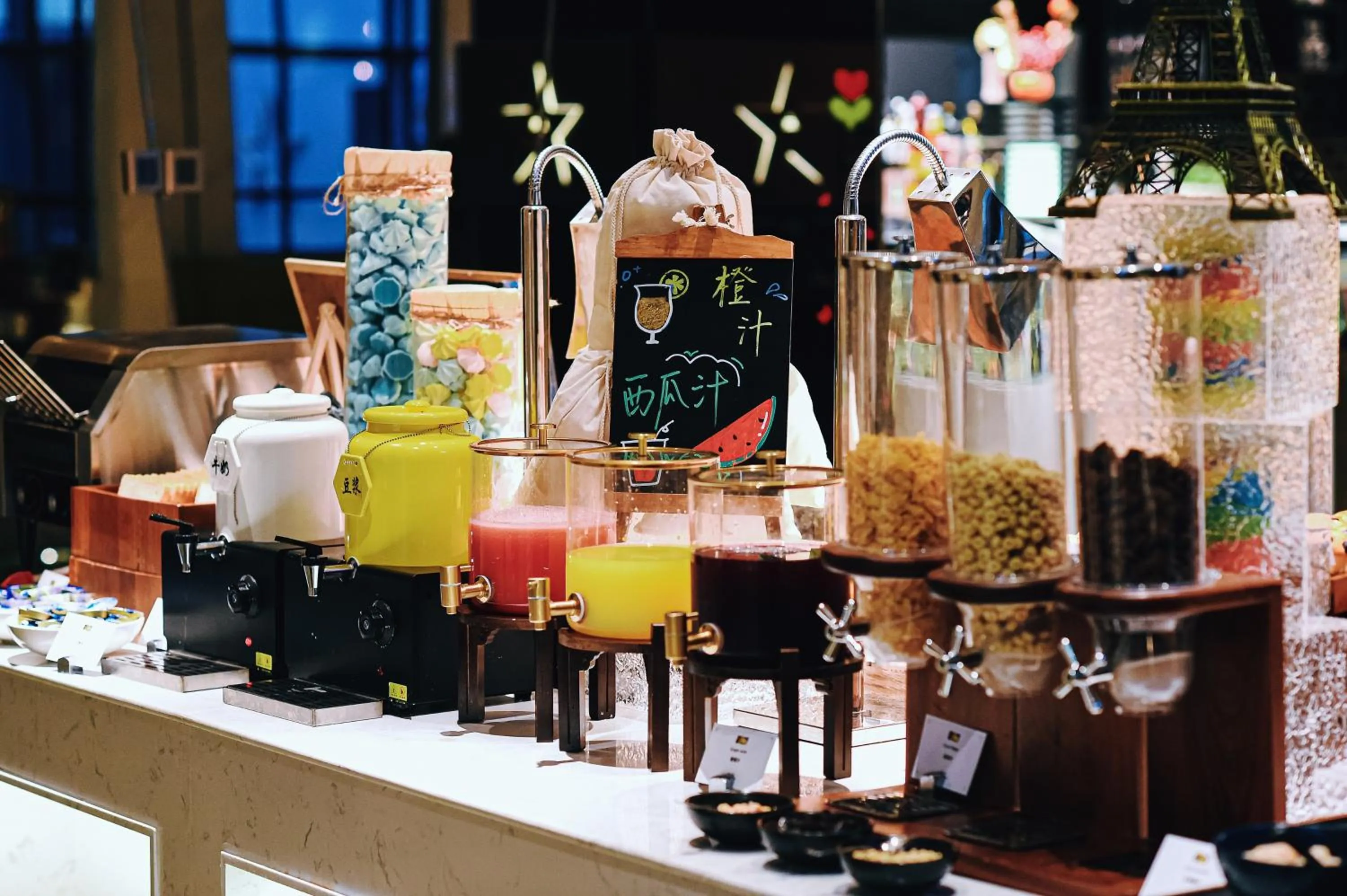 Buffet breakfast in Rocase Boutique Hotel Wuxi