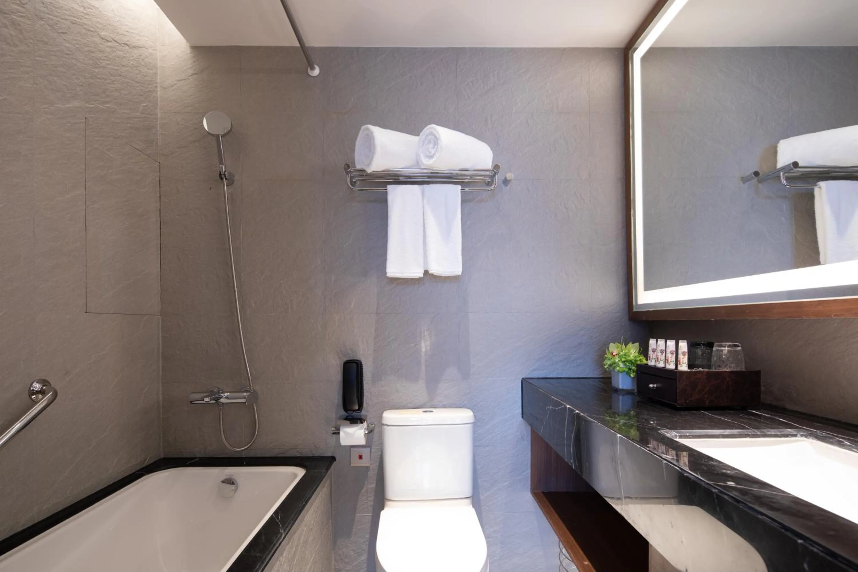 Bathroom in Rocase Boutique Hotel Wuxi