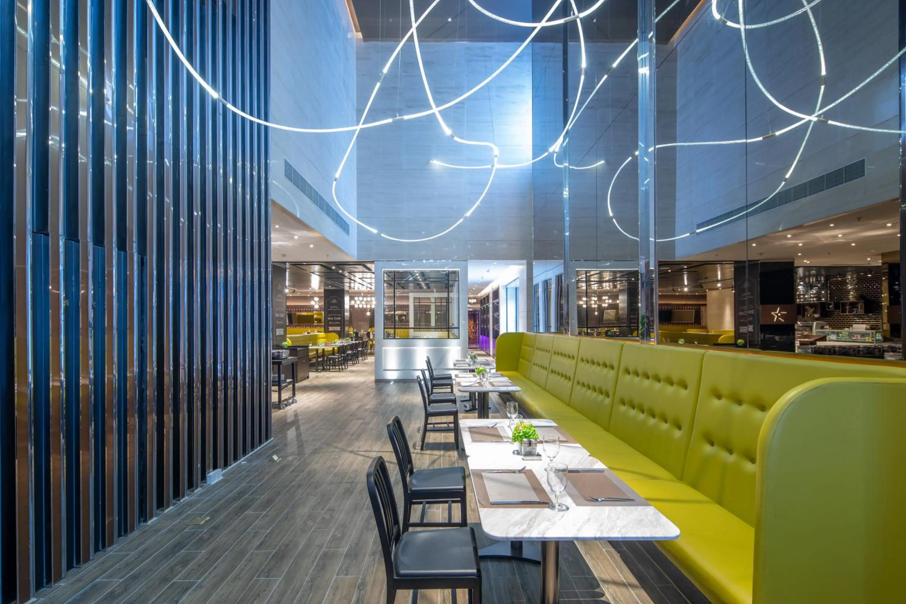 Restaurant/places to eat in Rocase Boutique Hotel Wuxi