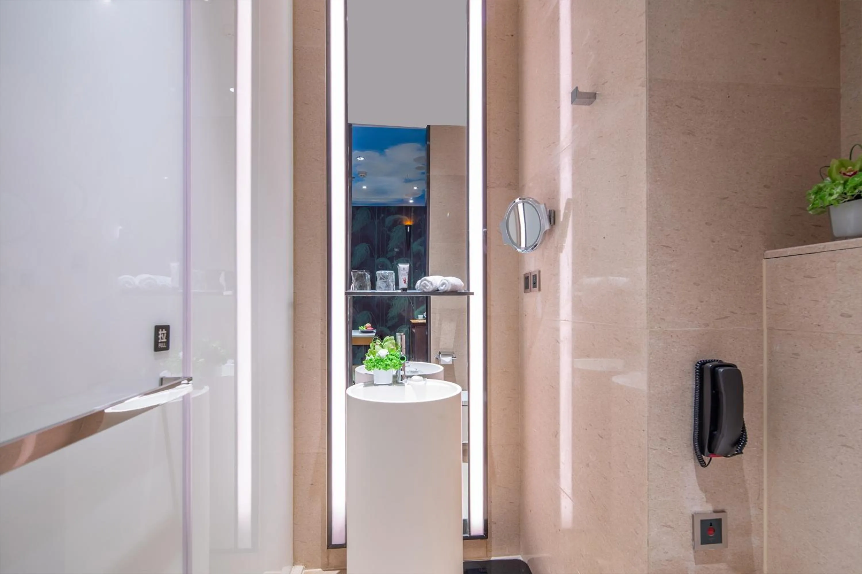 Bathroom in Rocase Boutique Hotel Wuxi