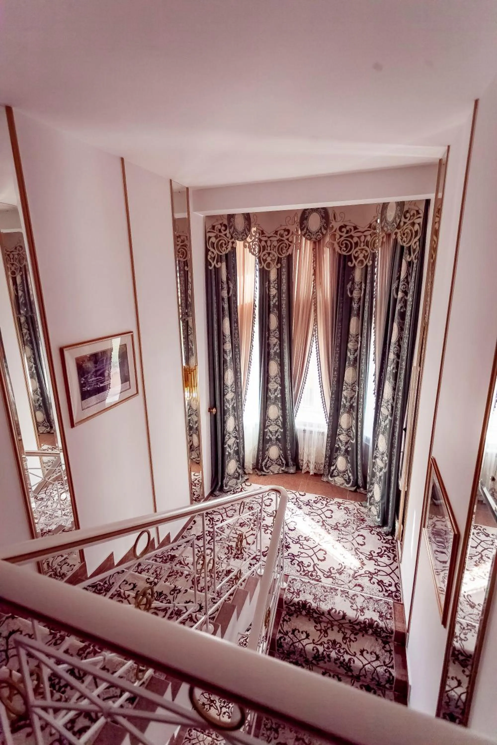 Property building, Bed in Kurmet Hotel