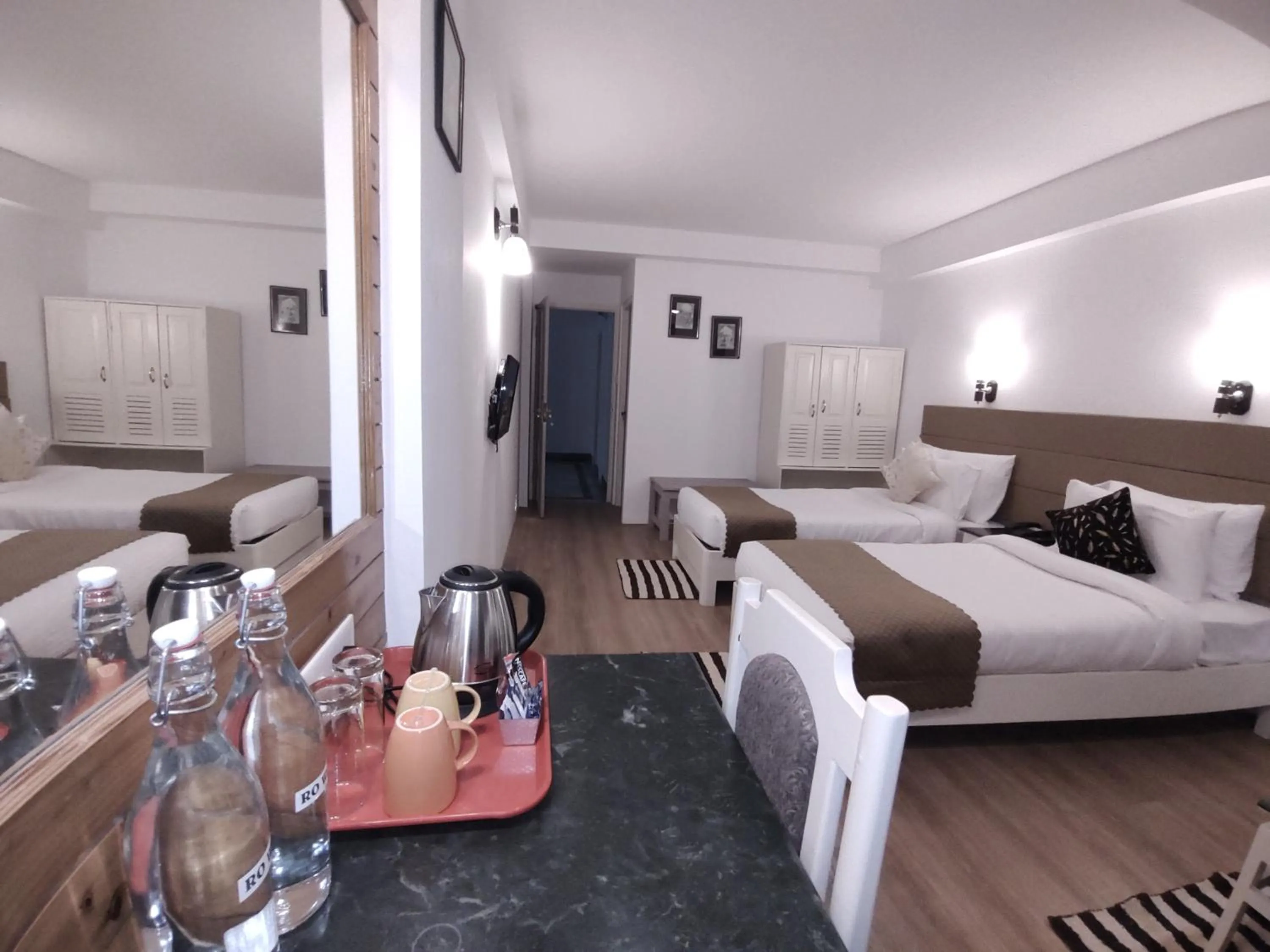 Bedroom, Bed in Treenz Lite