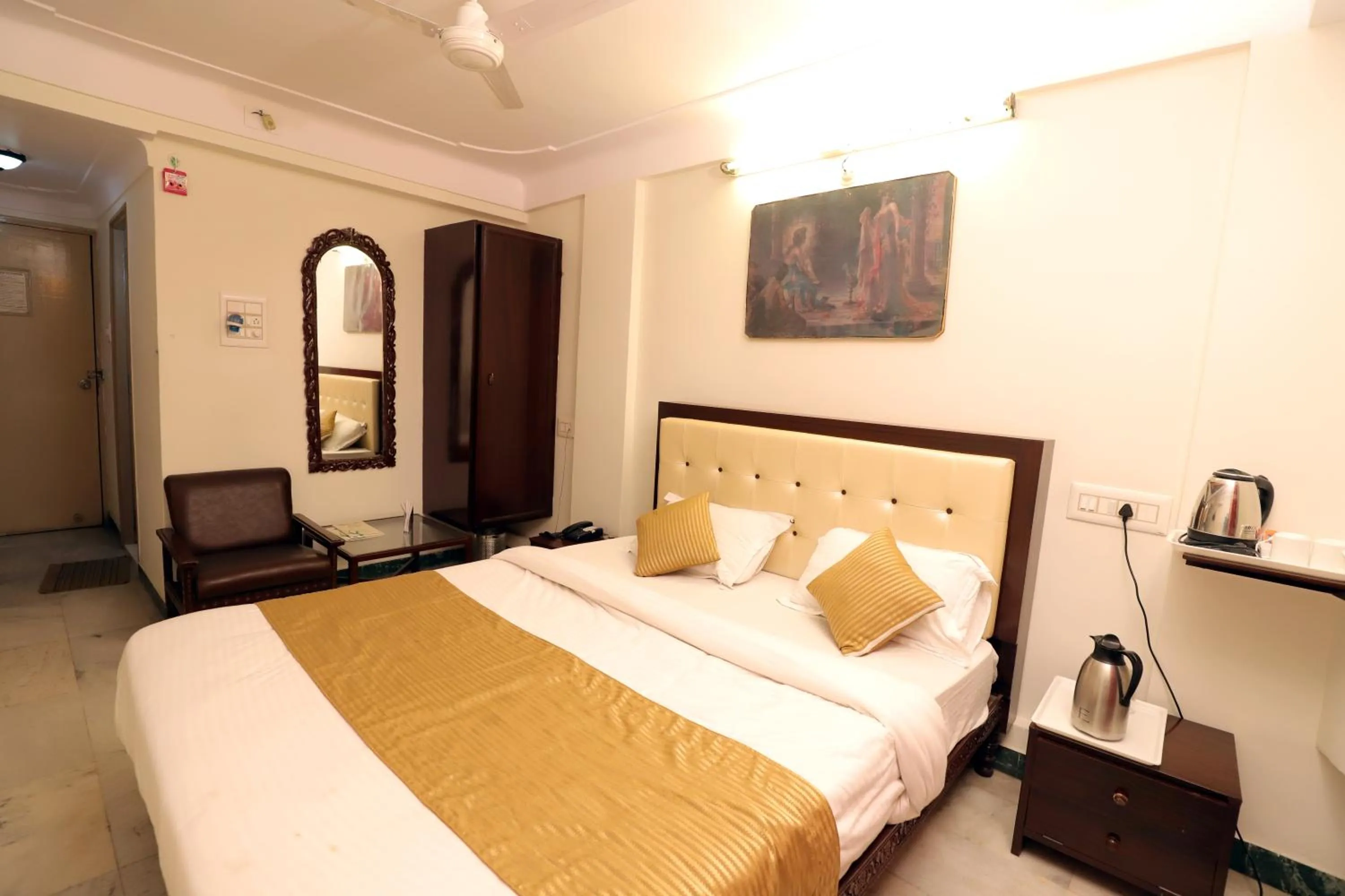 Bed in Hotel Green View International