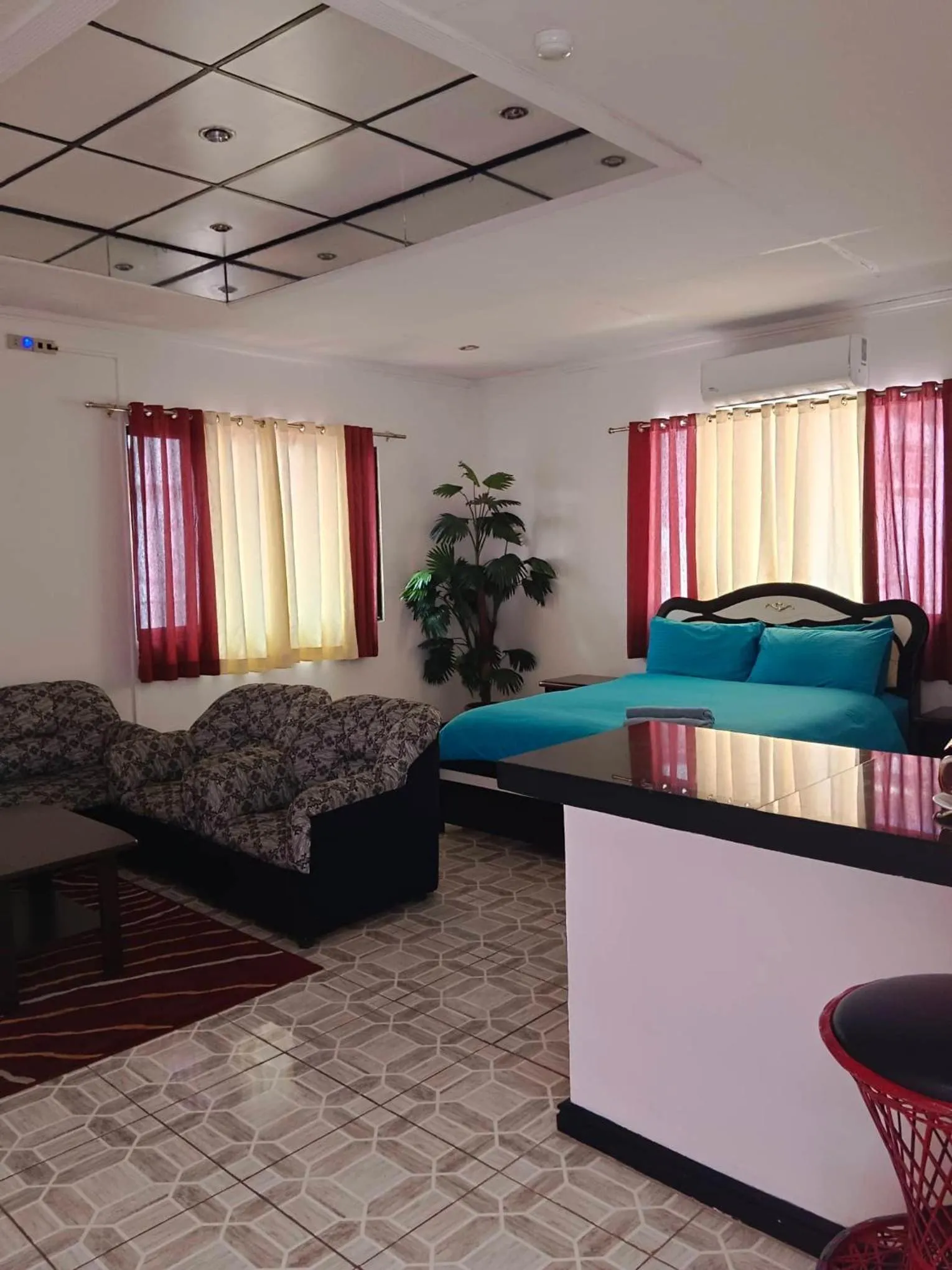 Bed in Arizona Beach Resort, Subic Bay, Philippines 2200