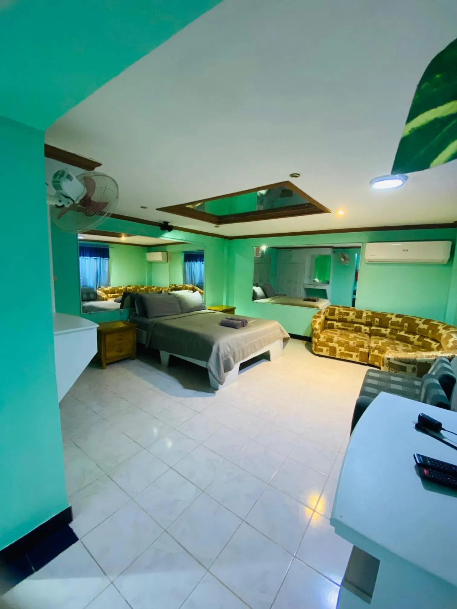 Bed in Arizona Beach Resort, Subic Bay, Philippines 2200