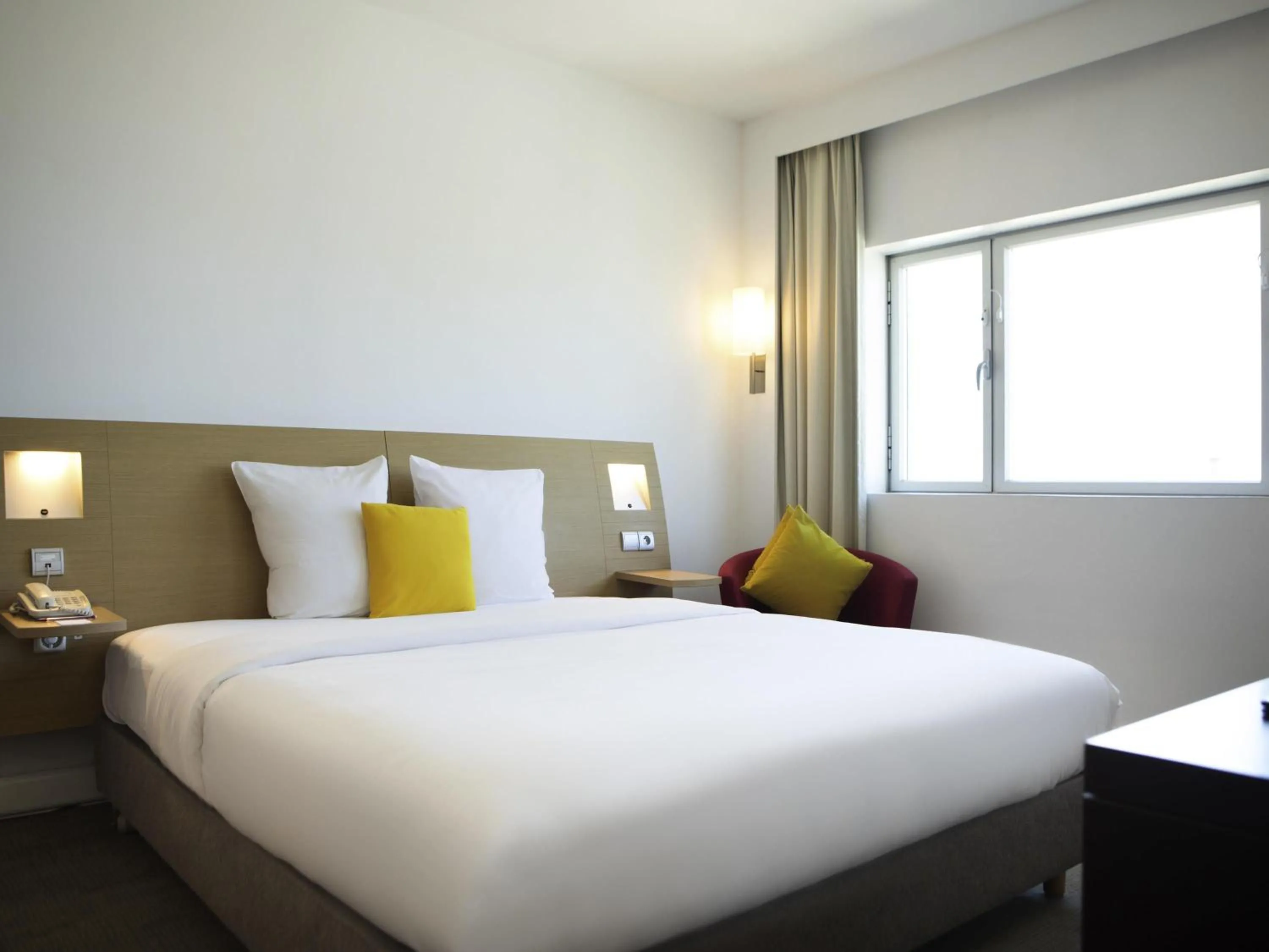 Bedroom, Bed in Novotel Casablanca City Center