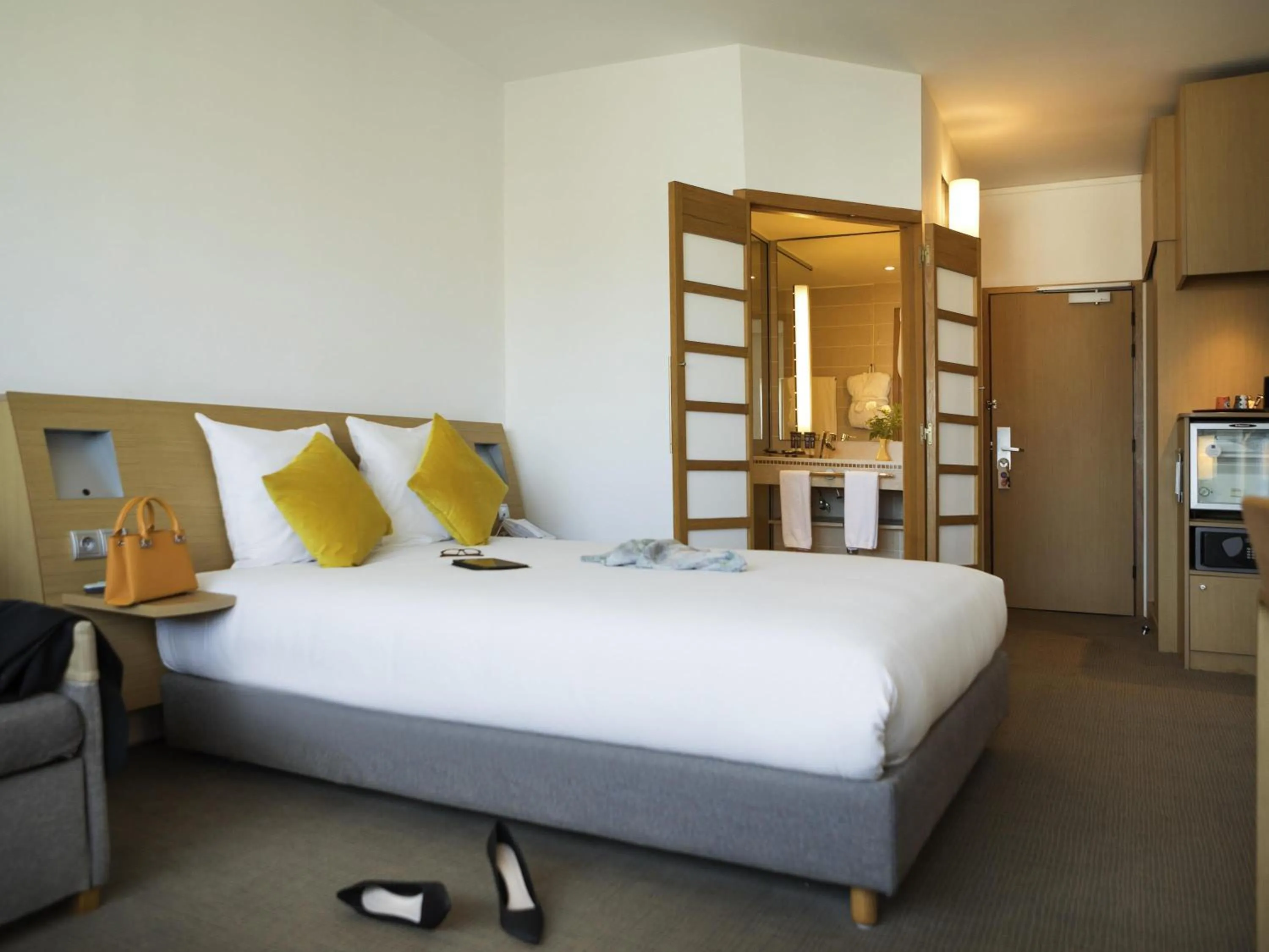 Bedroom, Bed in Novotel Casablanca City Center