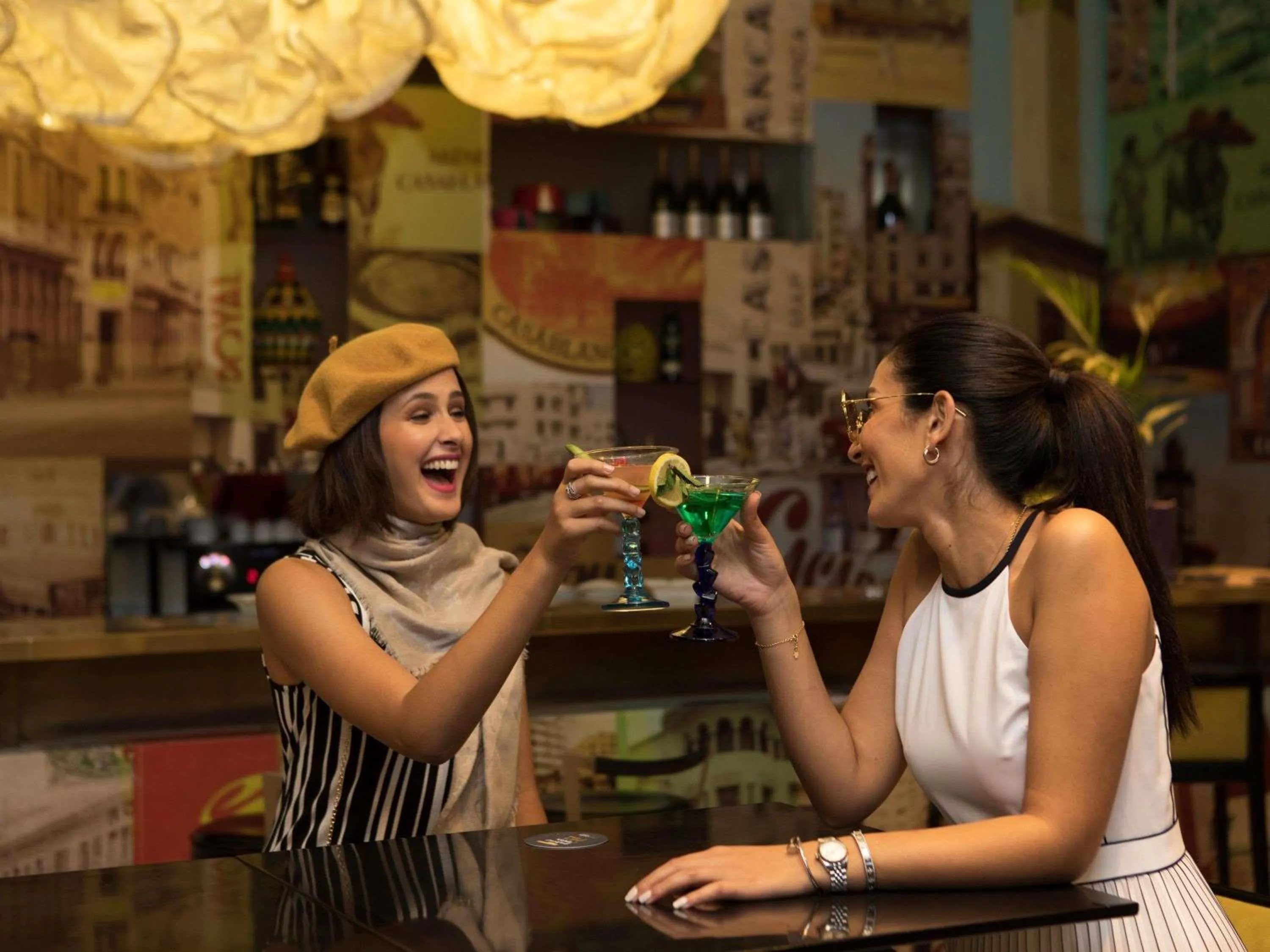 Lounge or bar in Novotel Casablanca City Center