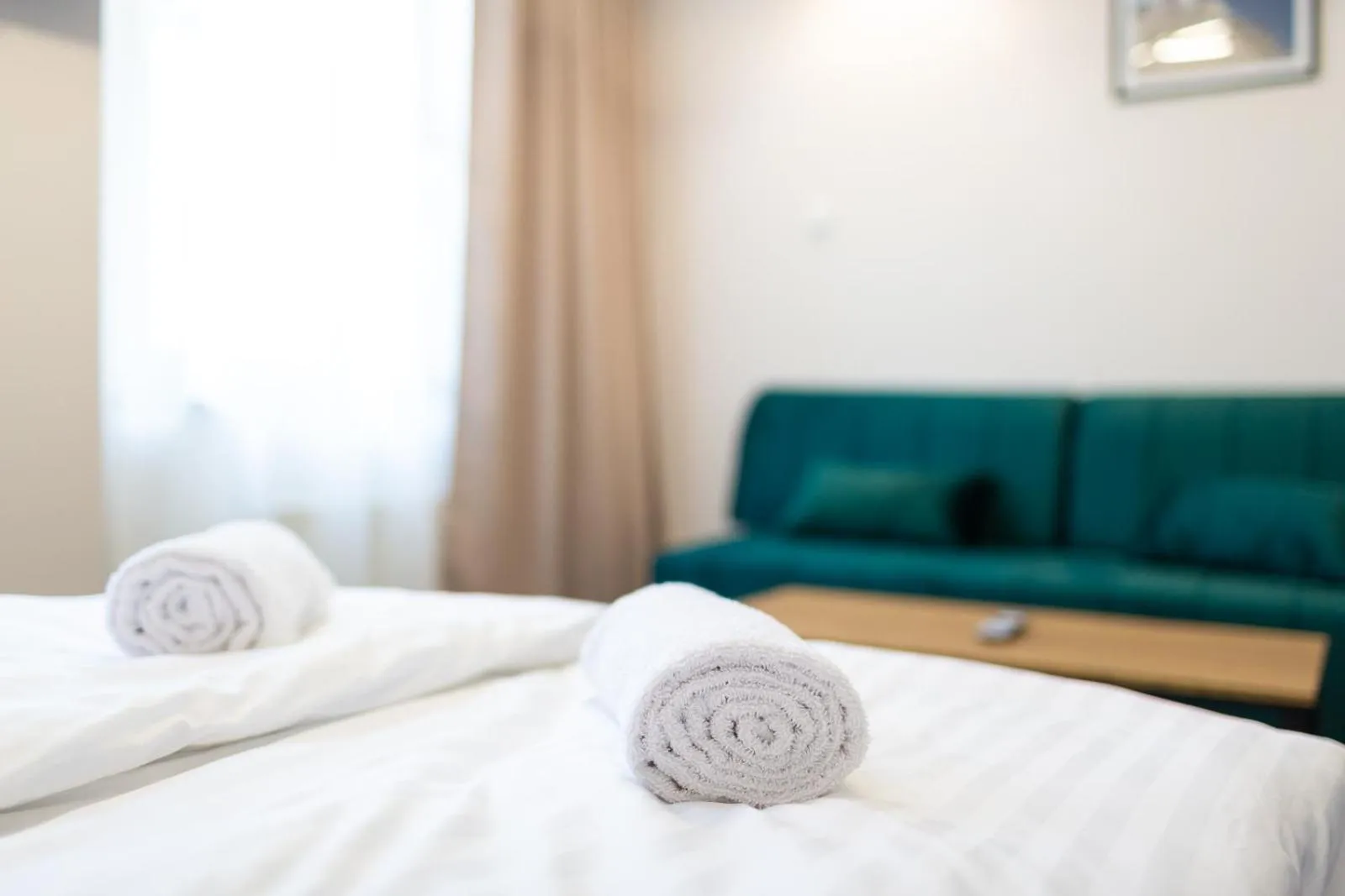 Bed in Moon Apartments Gdańsk