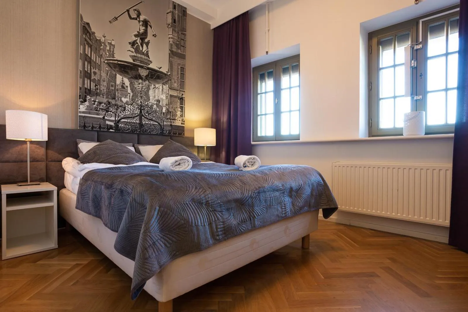 Bed in Moon Apartments Gdańsk