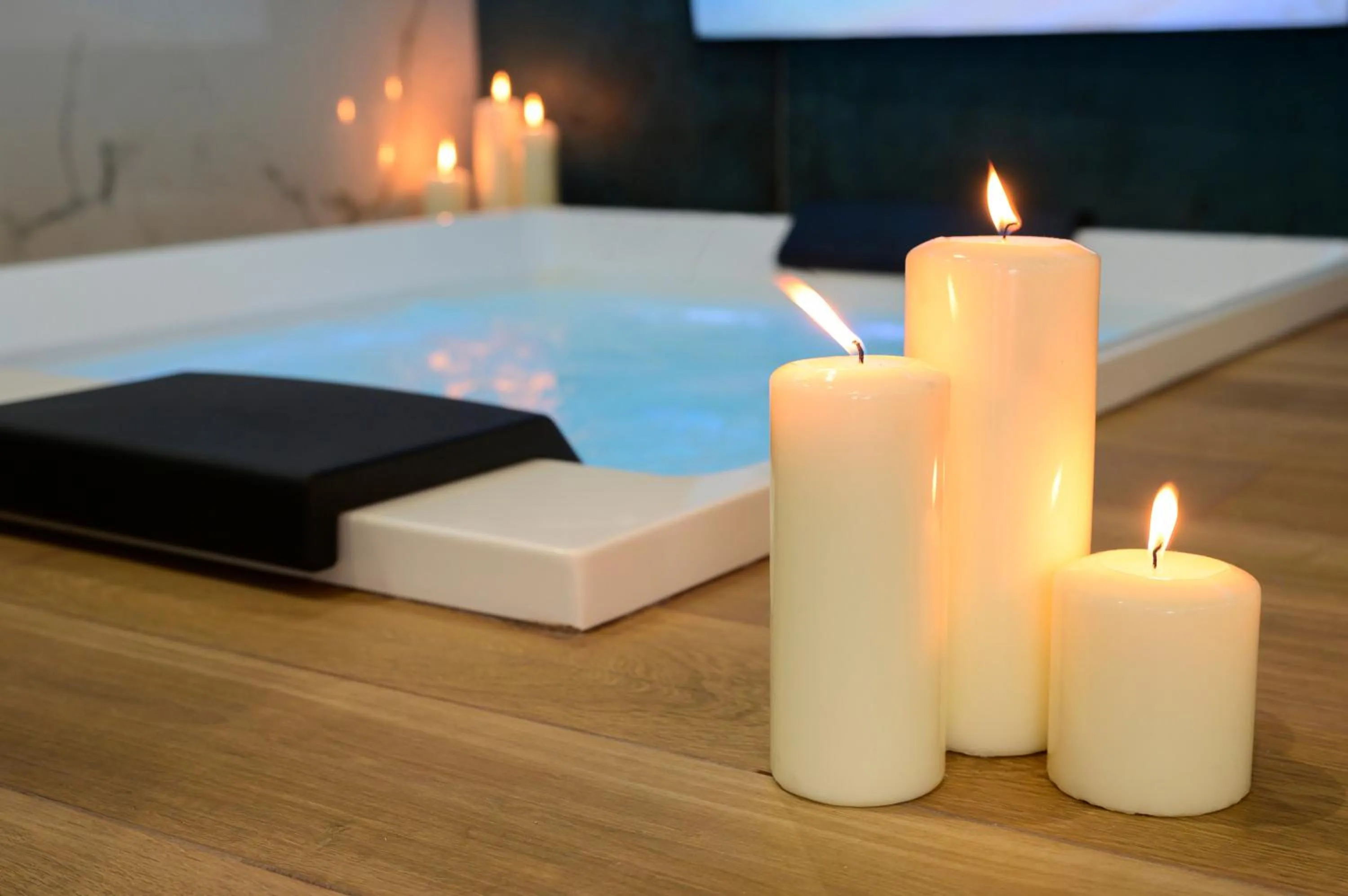 Swimming pool in B&B Maqueda - Room & Suite