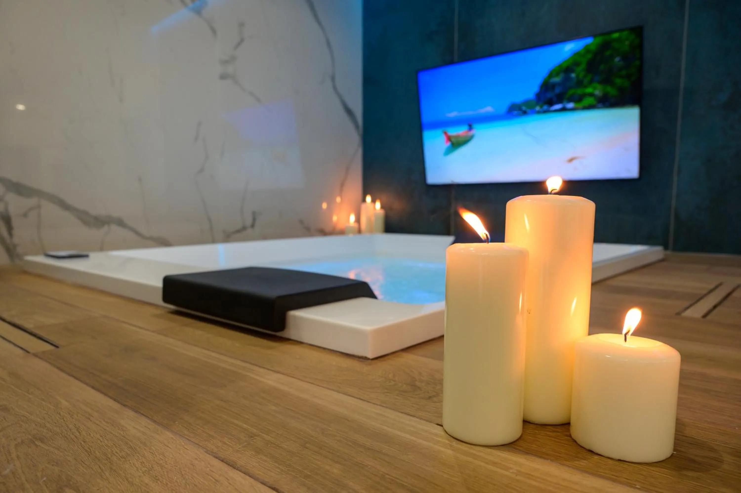 Swimming pool in B&B Maqueda - Room & Suite