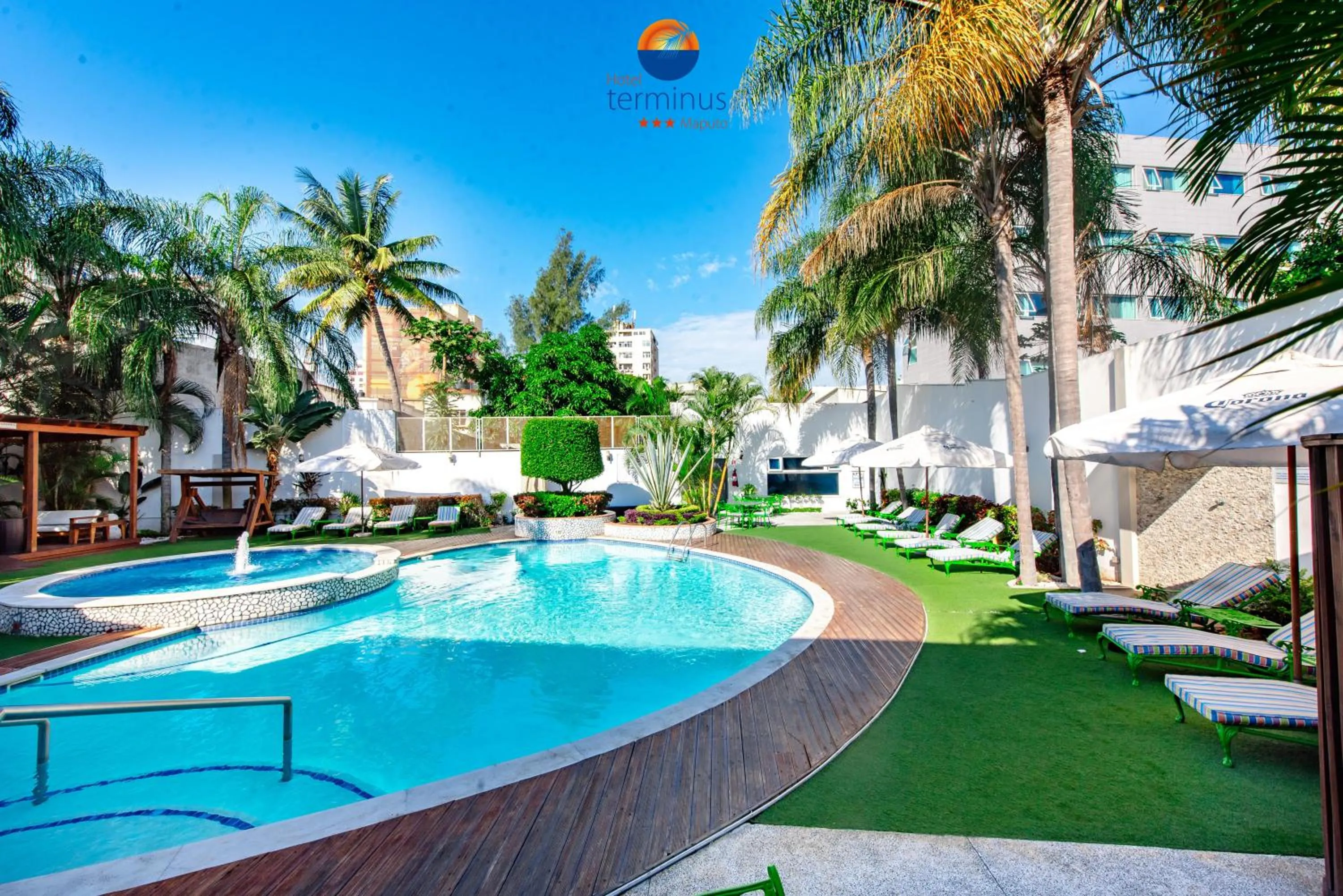 Swimming pool in Hotel Terminus Maputo