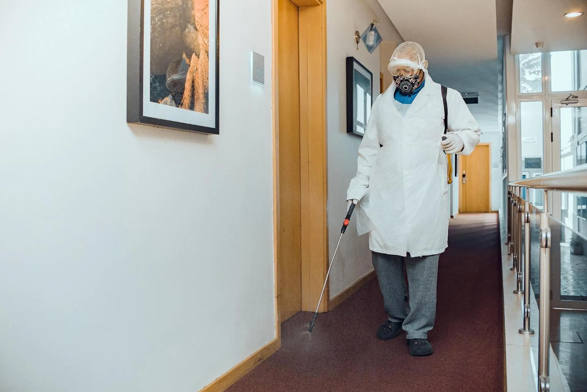 People in Hotel Terminus Maputo