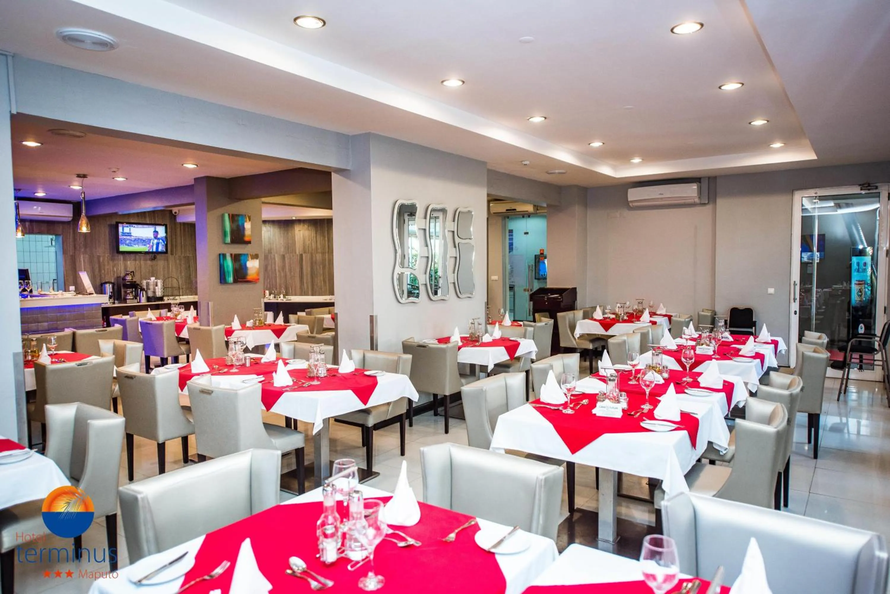 Restaurant/places to eat in Hotel Terminus Maputo