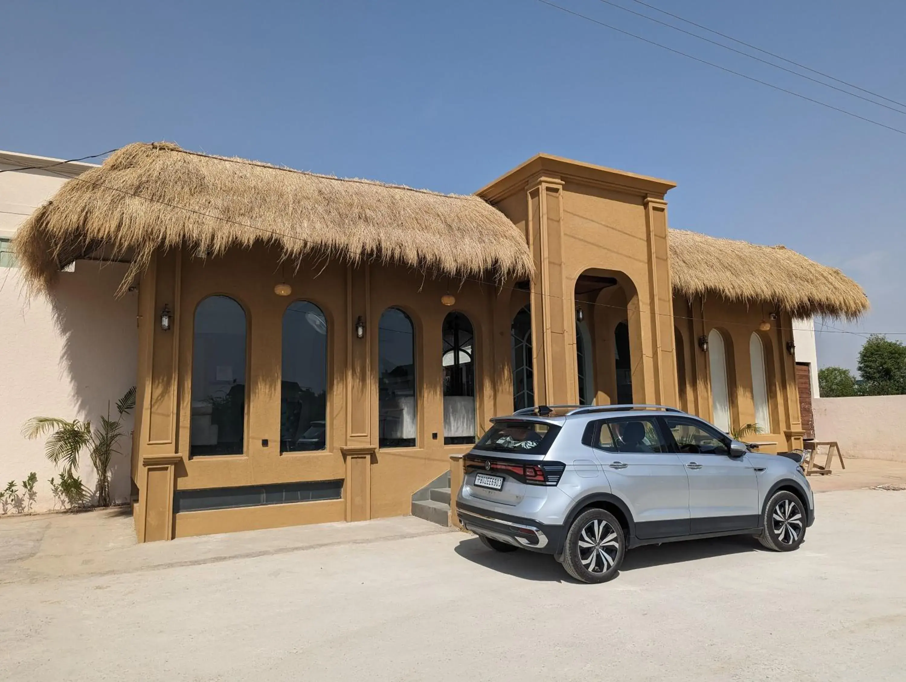 Property building in Cape House Property building in Cape House