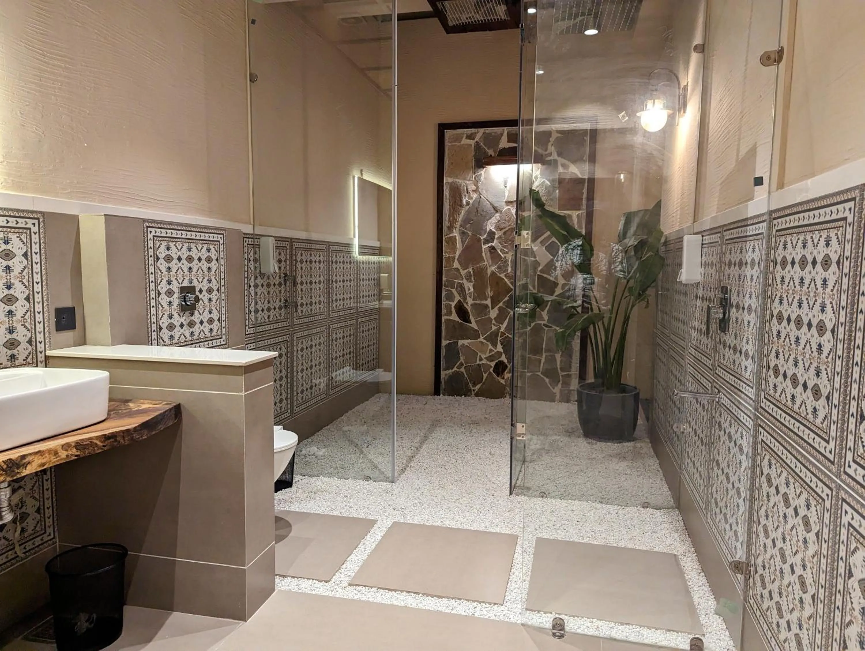 Shower in Cape House