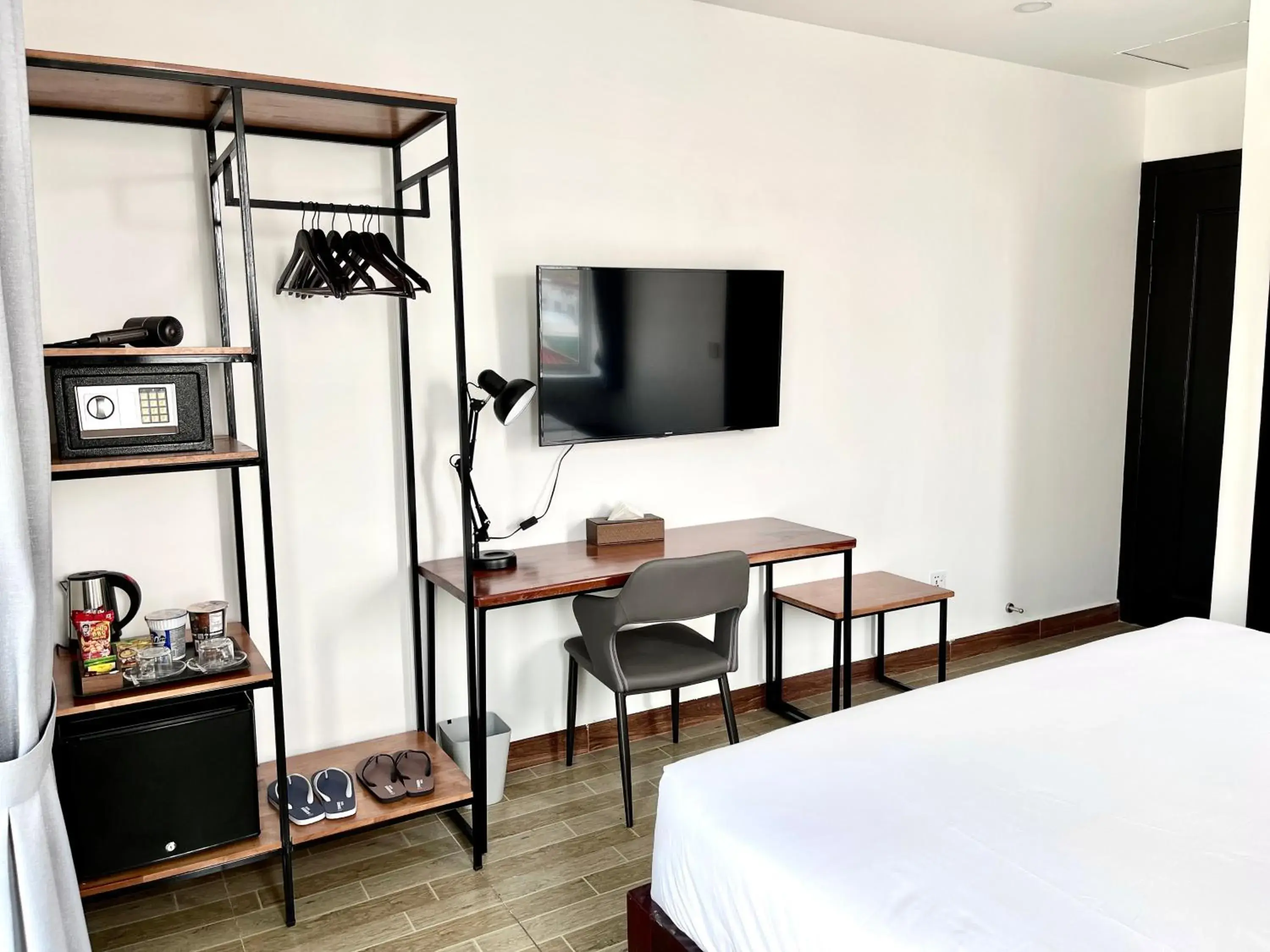 Deluxe Triple Room - single occupancy in Times Hotel at Bassac Lane Deluxe Triple Room - single occupancy in Times Hotel at Bassac Lane