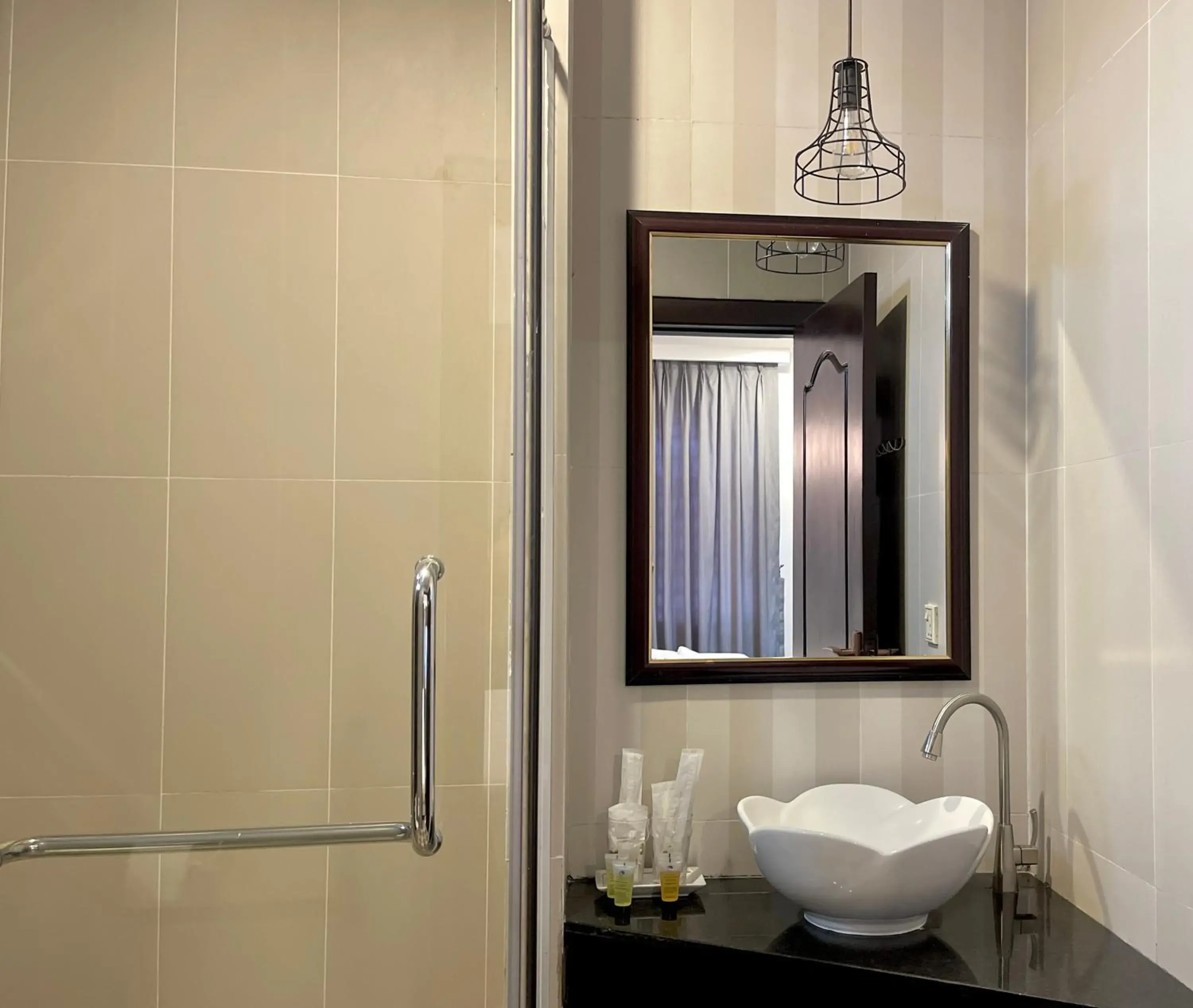 Standard Single Room in Times Hotel at Bassac Lane Standard Single Room in Times Hotel at Bassac Lane