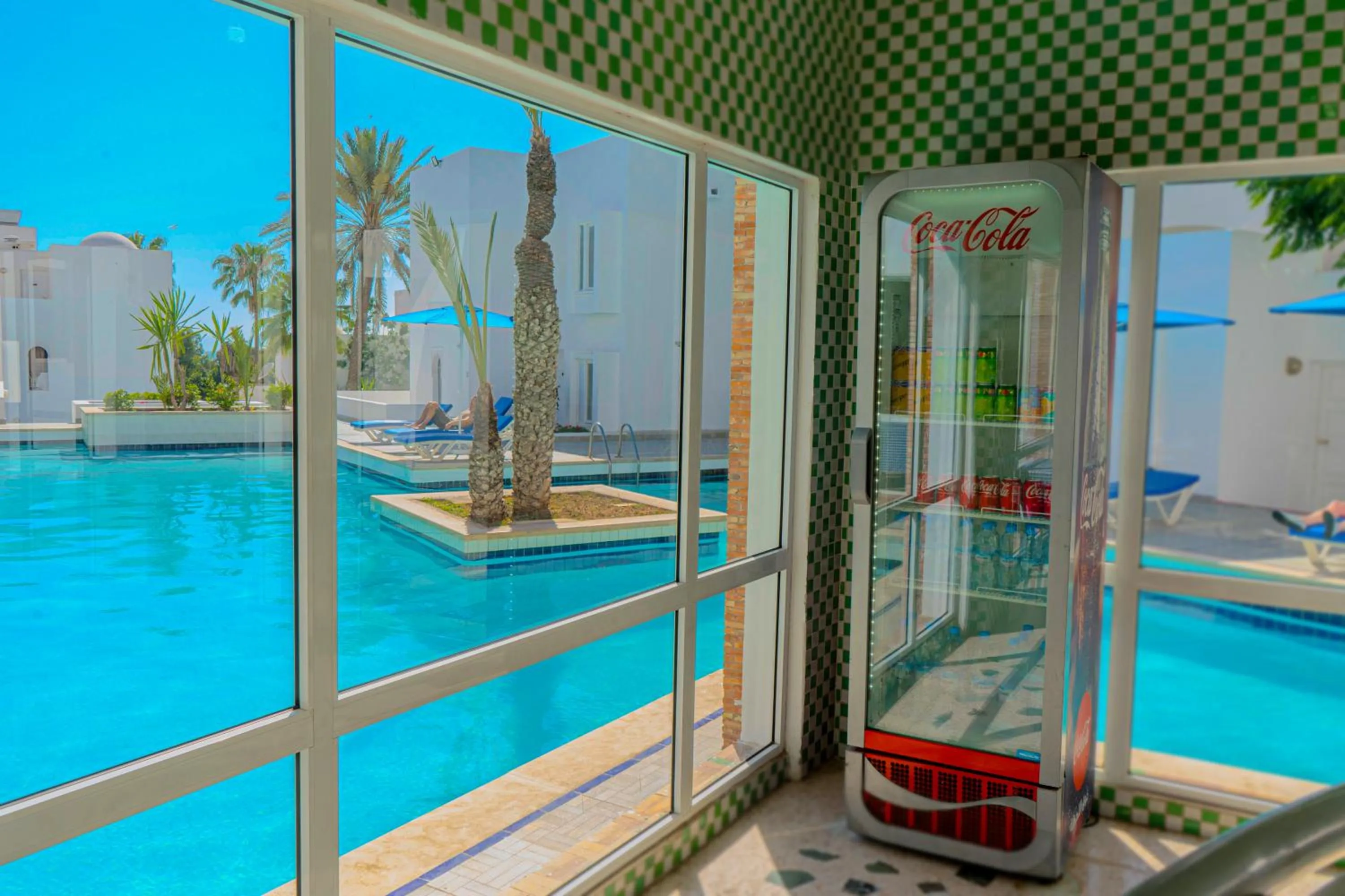 Restaurant/places to eat in Appart-Hôtel Tagadirt