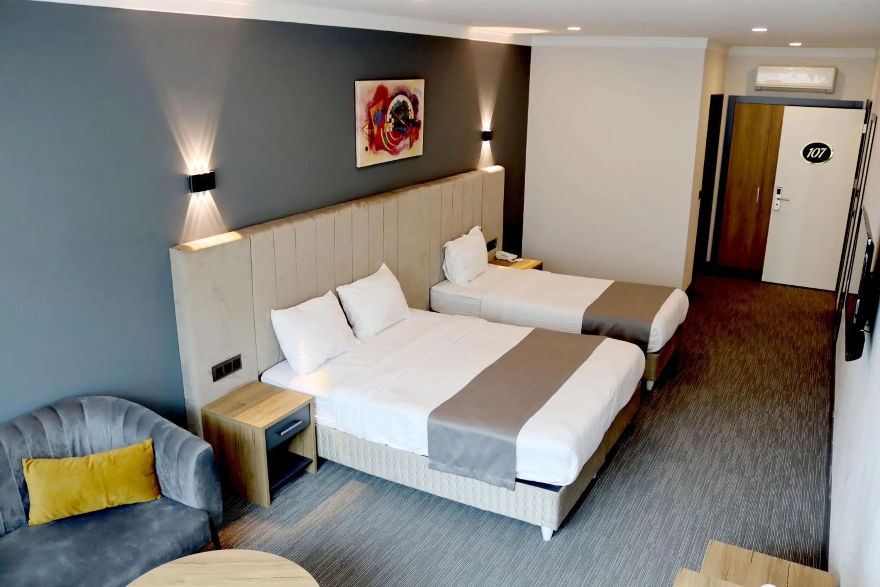 acessibility, Bed in HOME PLUS Hotel