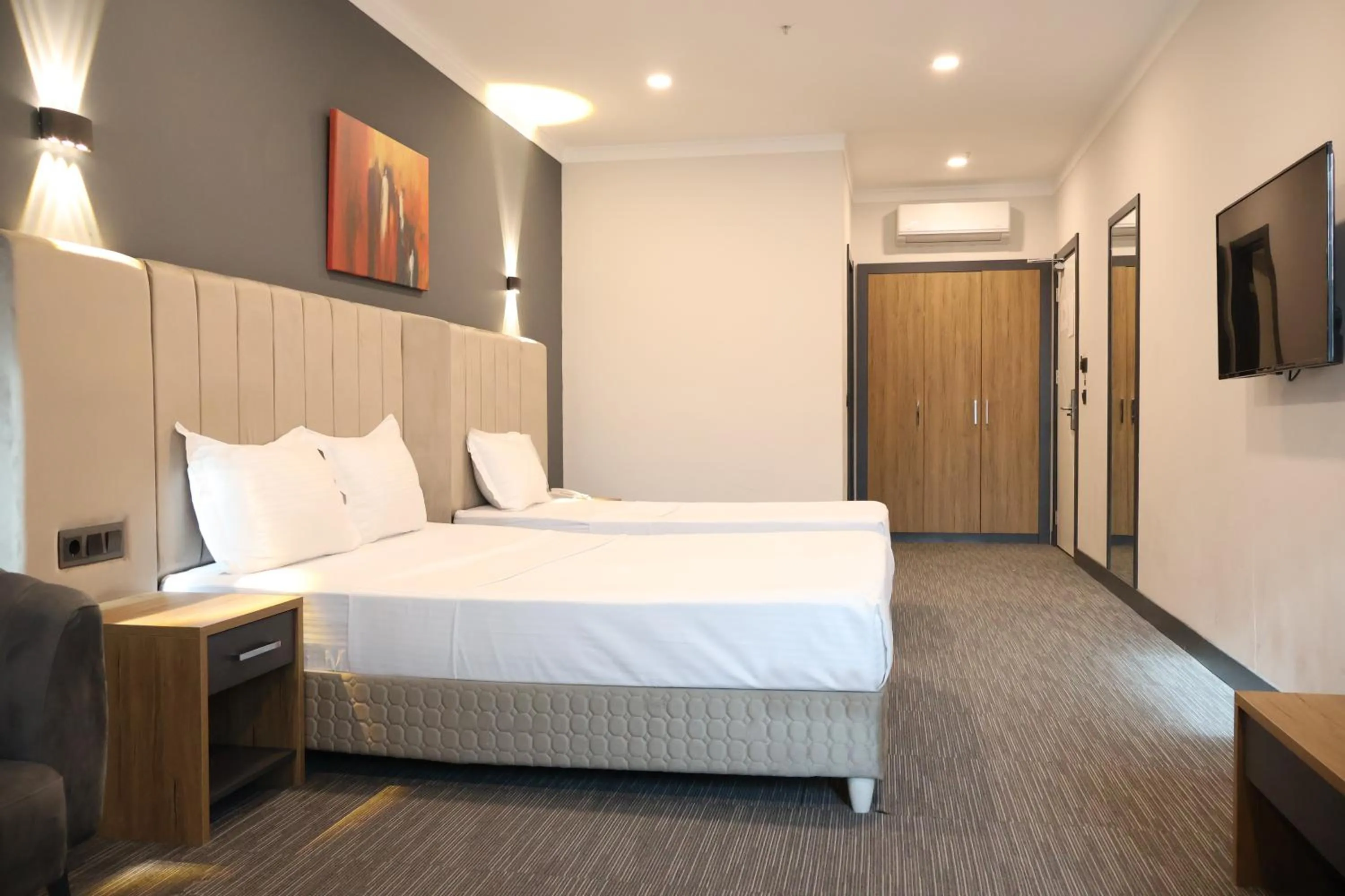 Bedroom, Bed in HOME PLUS Hotel