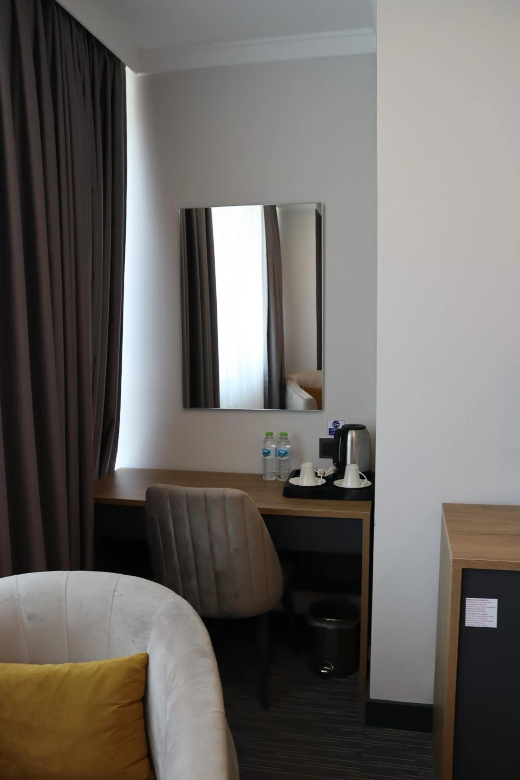 Coffee/tea facilities, Bed in HOME PLUS Hotel