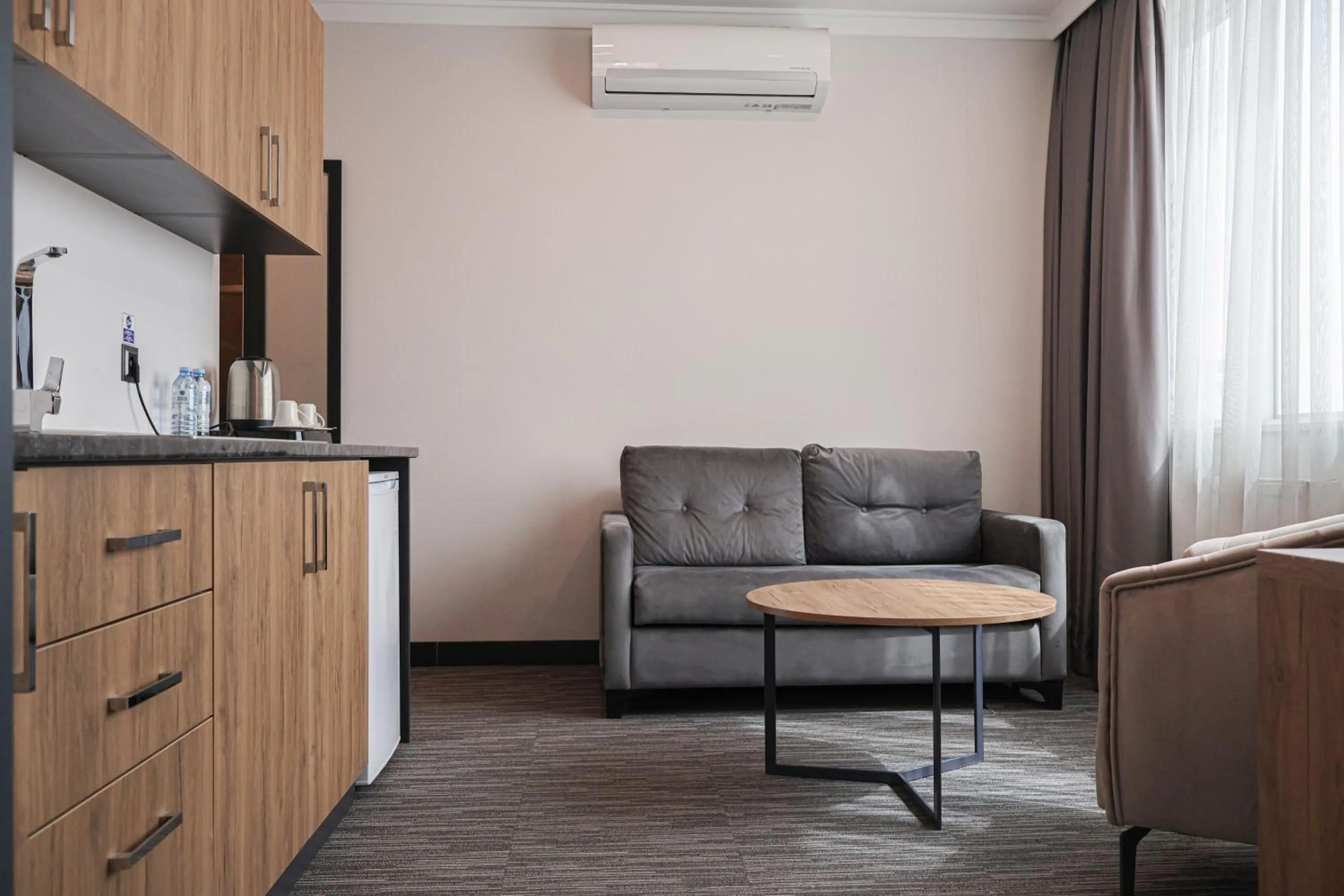 Photo of the whole room in HOME PLUS Hotel