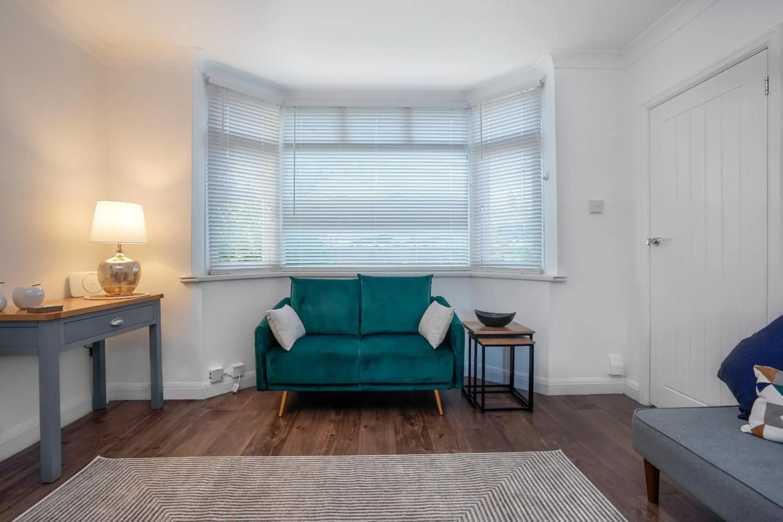Living room in Cowdray Avenue Living room in Cowdray Avenue