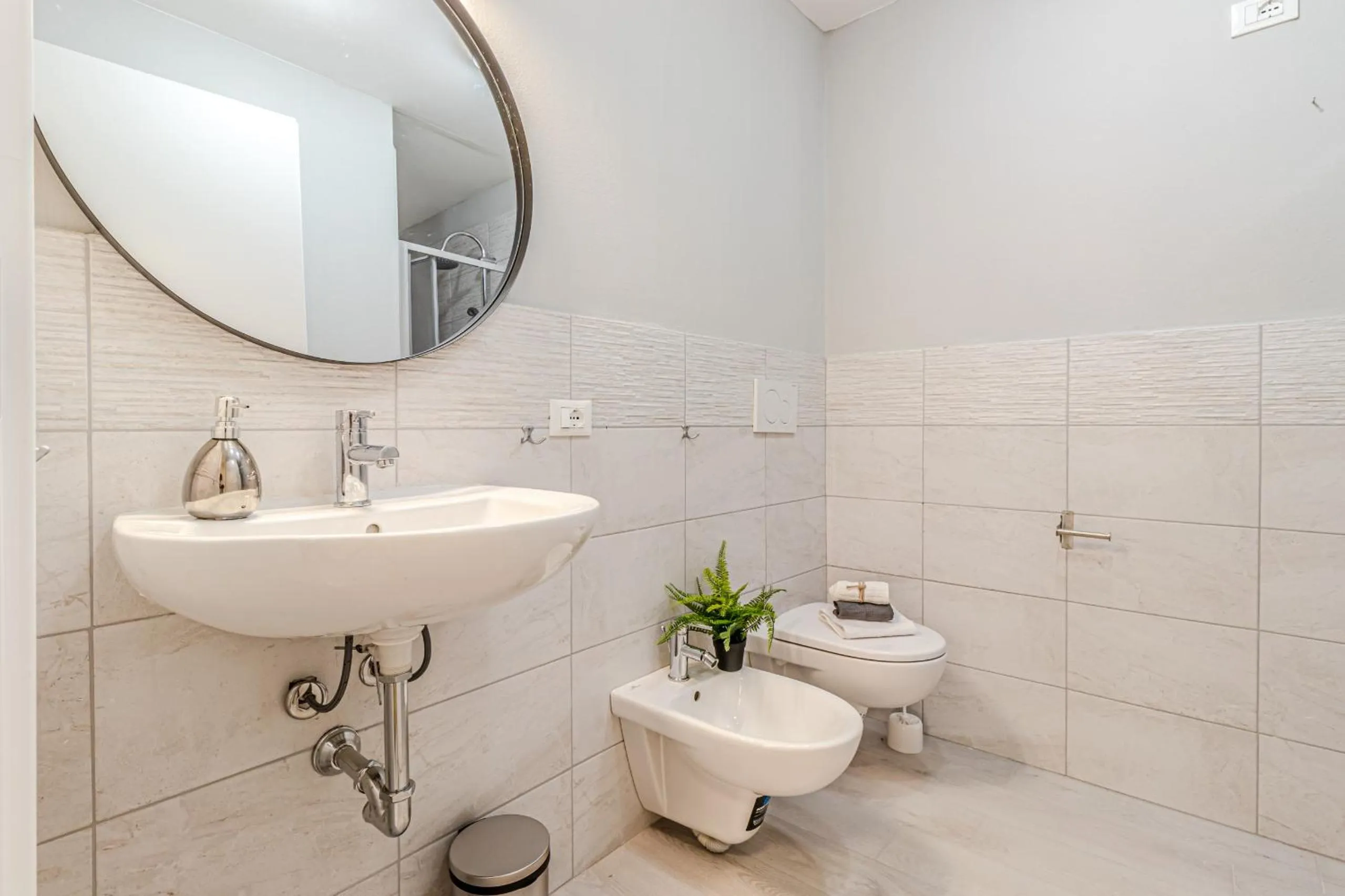 Shower in Game Rooms Experience